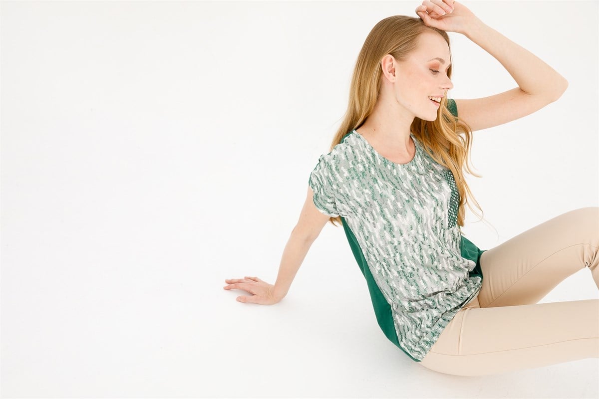 KADIN SIFIR YAKA DÜŞÜK KOL FİLE CEPLİ PENYE BLUZ YEŞİL