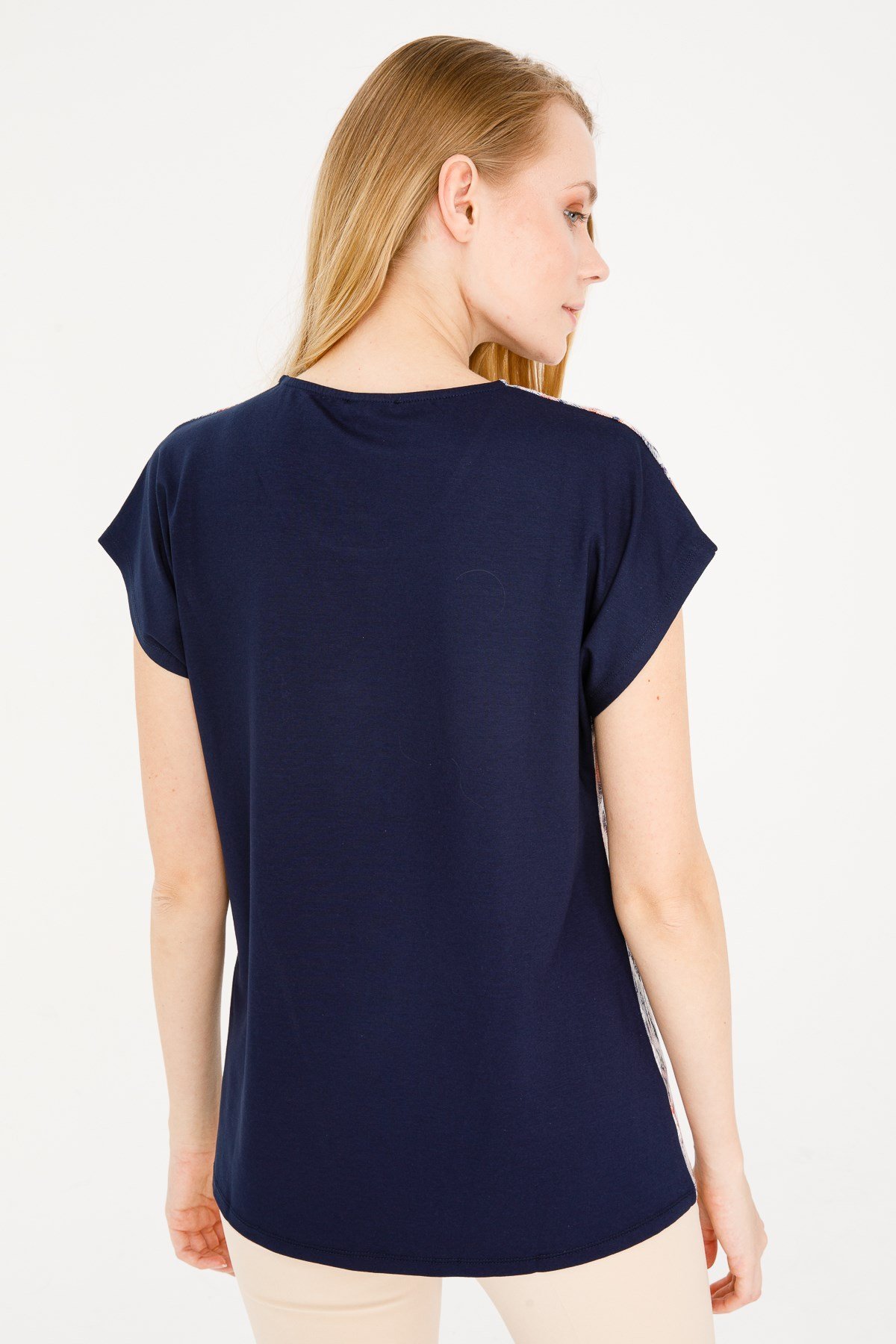 KADIN SIFIR YAKA DÜŞÜK KOL FİLE CEPLİ PENYE BLUZ LACİVERT