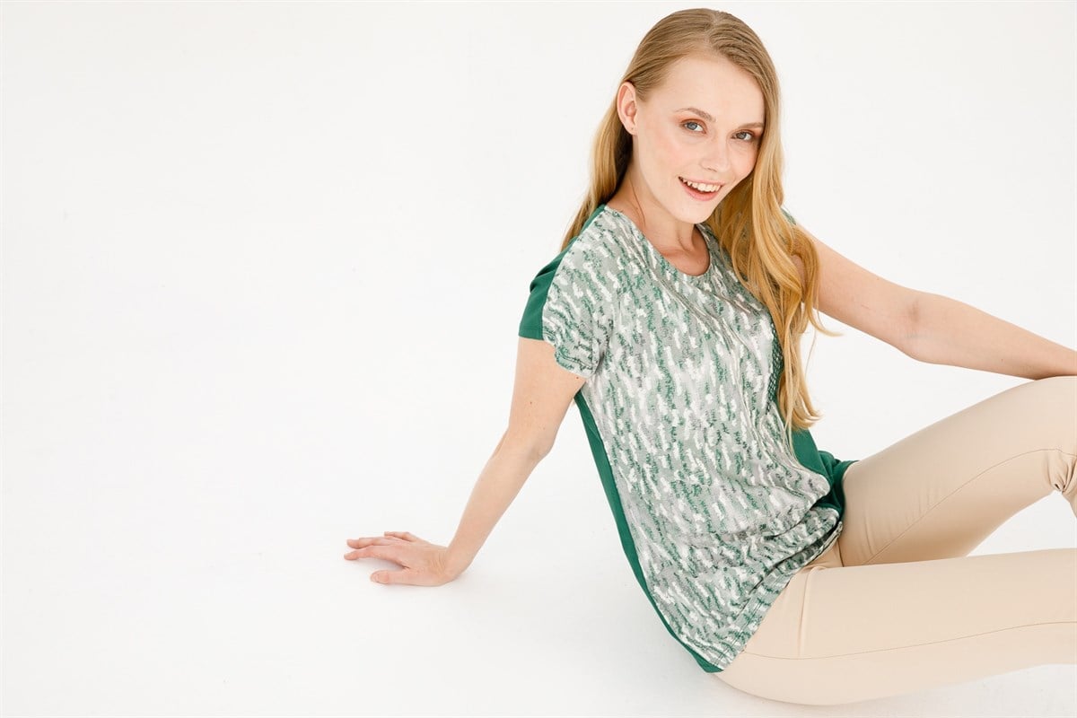 KADIN SIFIR YAKA DÜŞÜK KOL FİLE CEPLİ PENYE BLUZ YEŞİL