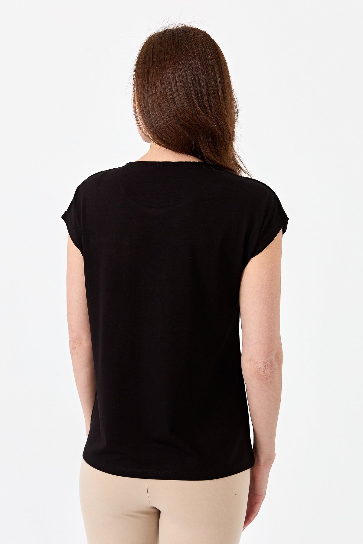 22772Kadın Sıfır Yaka Düşük Kol Simli T-shirt Siyah