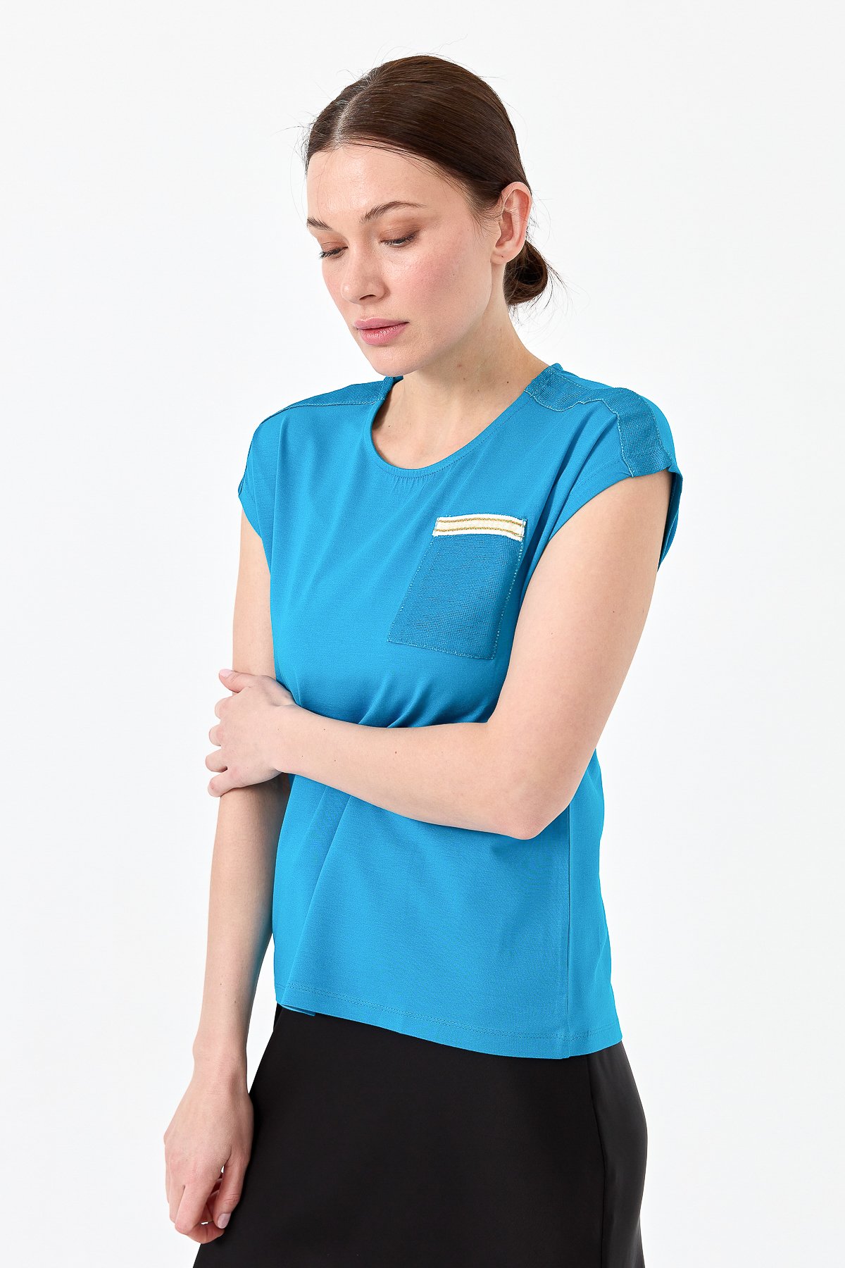 22772Kadın Sıfır Yaka Düşük Kol Simli T-shirt Turkuaz