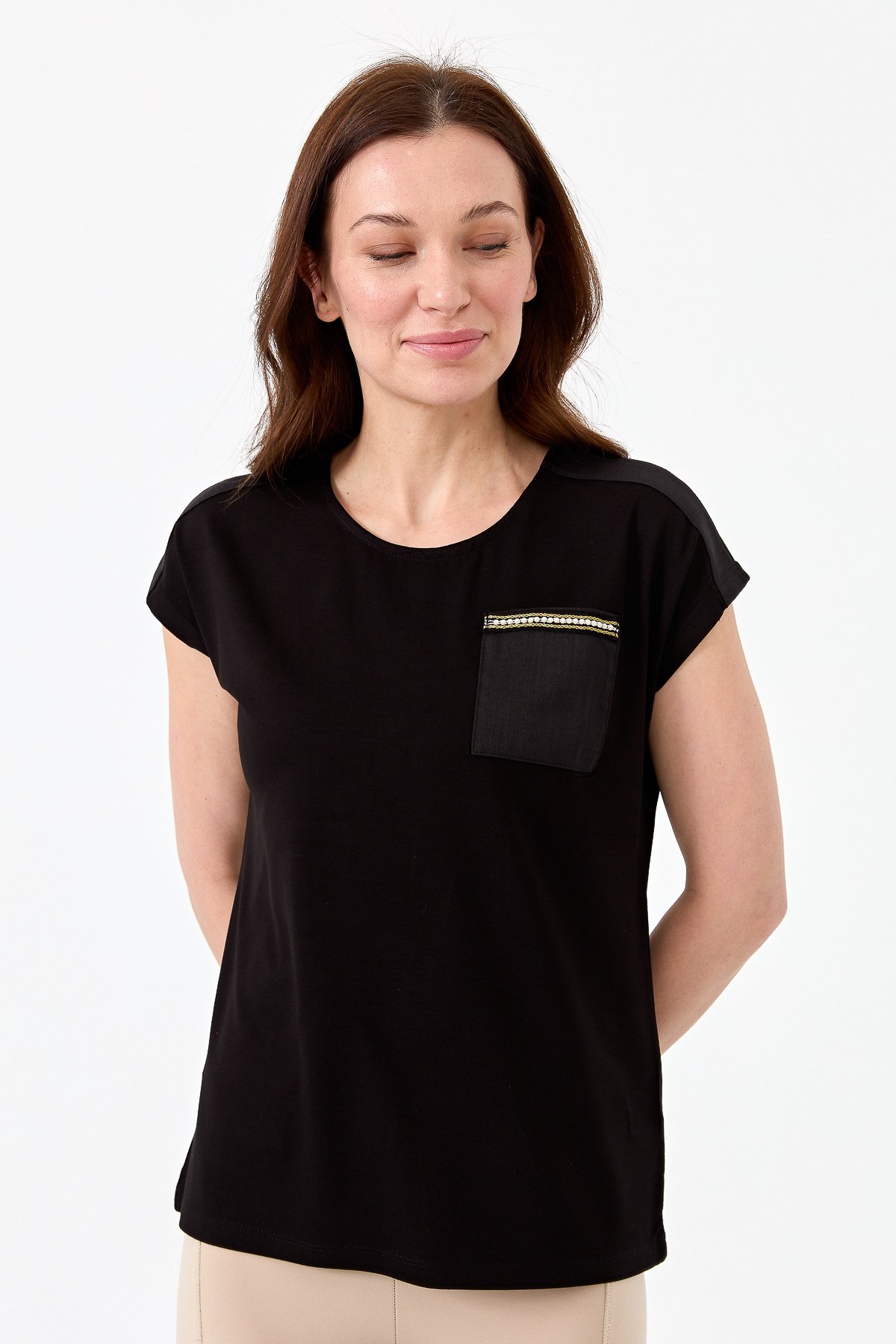 22772Kadın Sıfır Yaka Düşük Kol Simli T-shirt Siyah