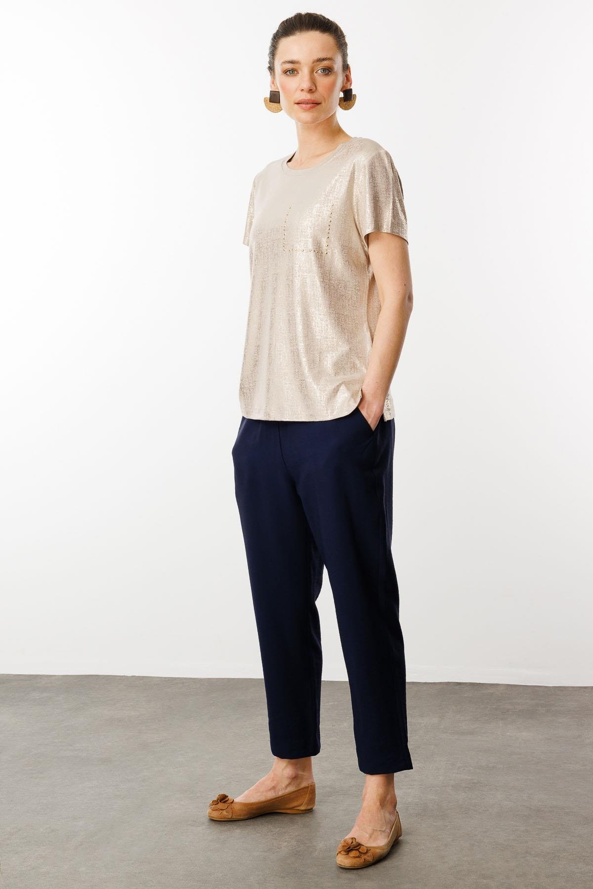 25856Kadın Sıfır Yaka Düşük Kollu Bluz Vizon