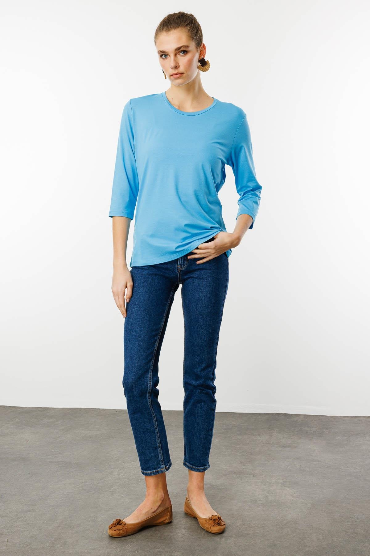23790Kadın Sıfır Yaka Düz Penye Bluz Mavi