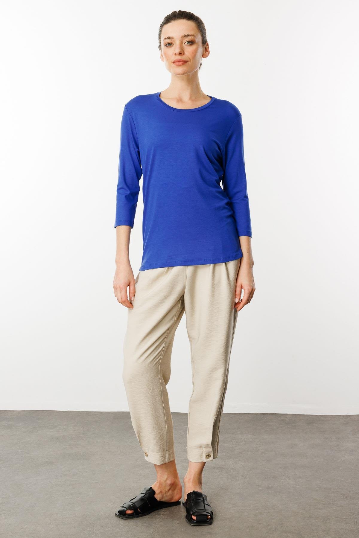 23790Kadın Sıfır Yaka Düz Penye Bluz Saks