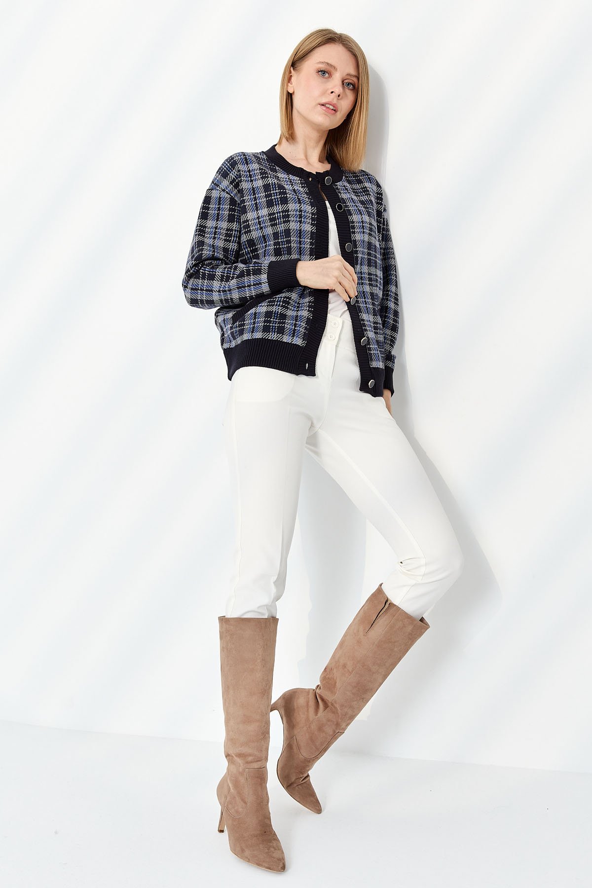 22102Kadın Sıfır Yaka Ekose Desenli Kısa Ceket Lacivert