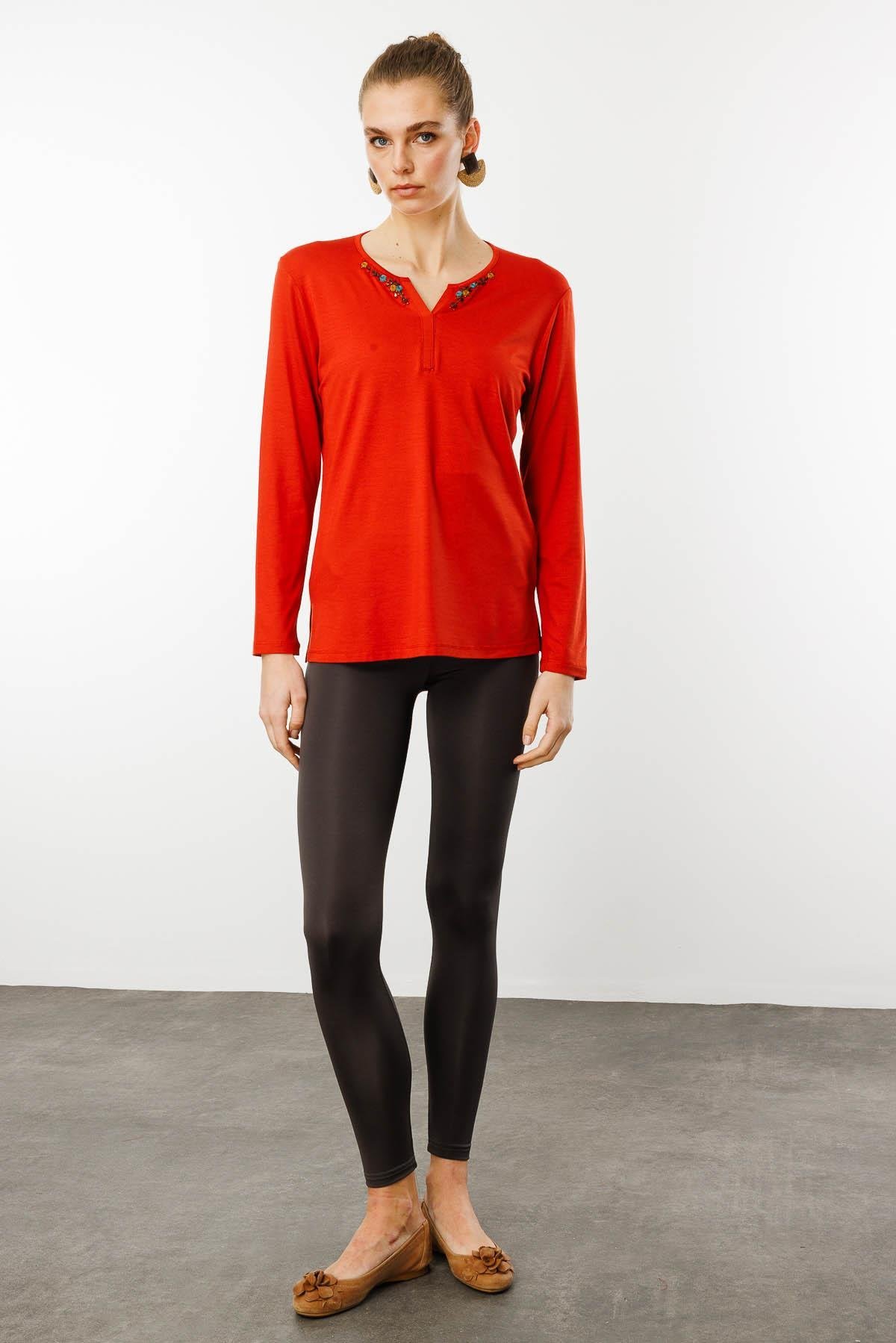 25705Kadın Sıfır Yaka El Nakışı İşlemeli Bluz Oranj