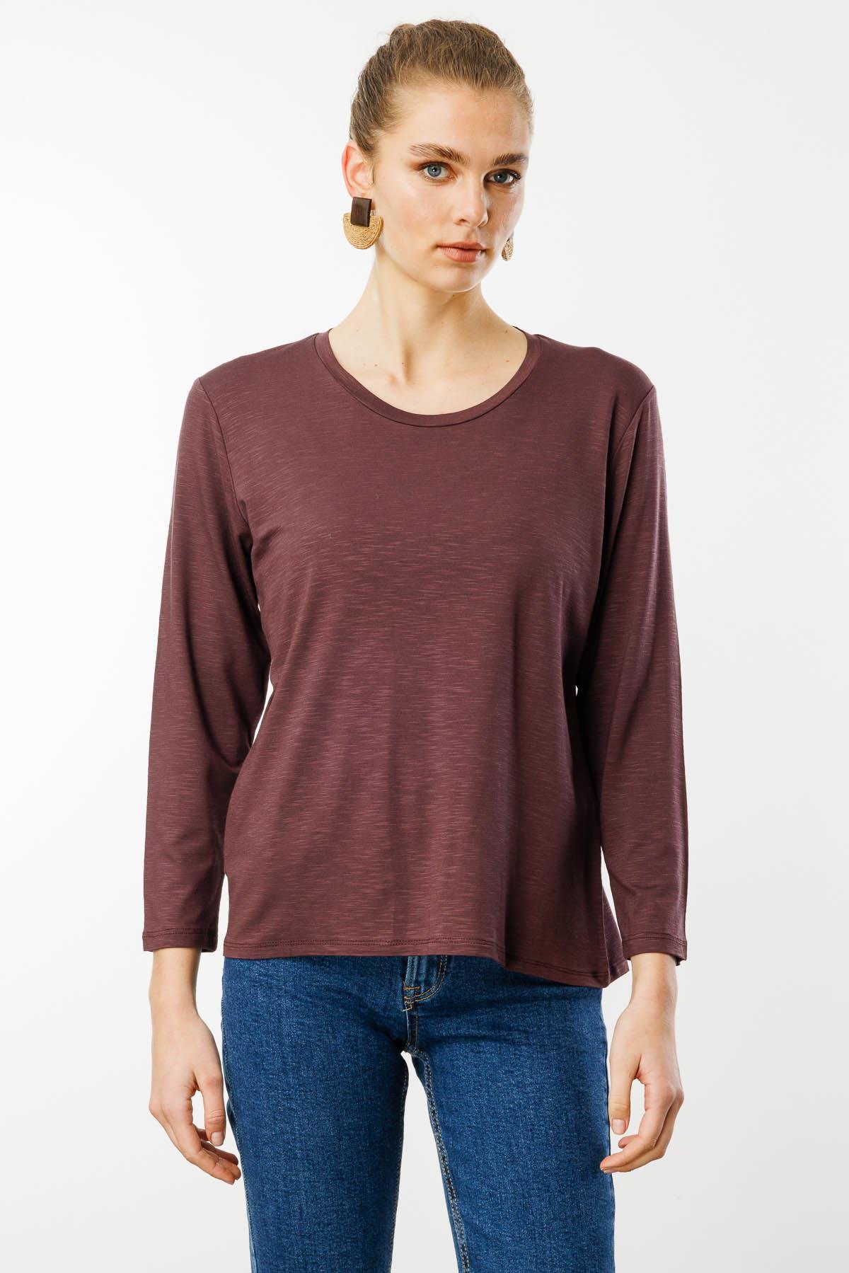 KMY24093Kadın Sıfır Yaka Flamlı Kumaş Basic Penye Bluz Kahve