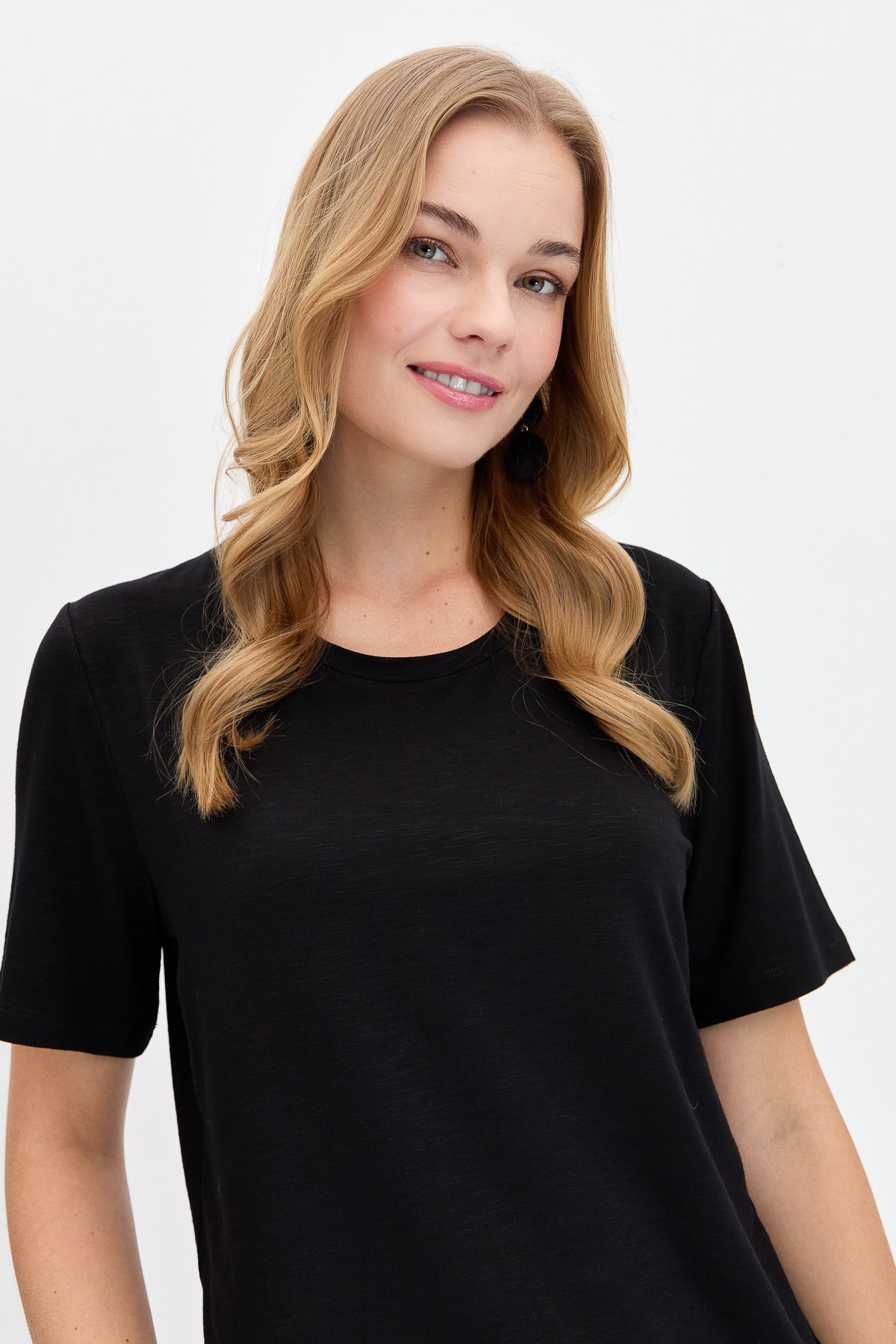 KMY24084Kadın Sıfır Yaka Flamlı Kumaş Penye Tshirt Siyah