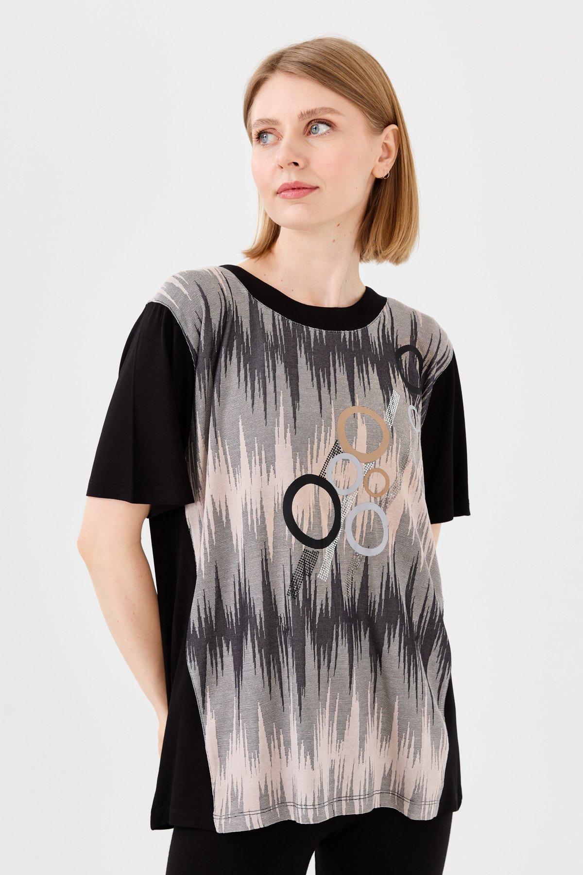 23758Kadın Sıfır Yaka Halka Desenli Penye T-shirt Siyah