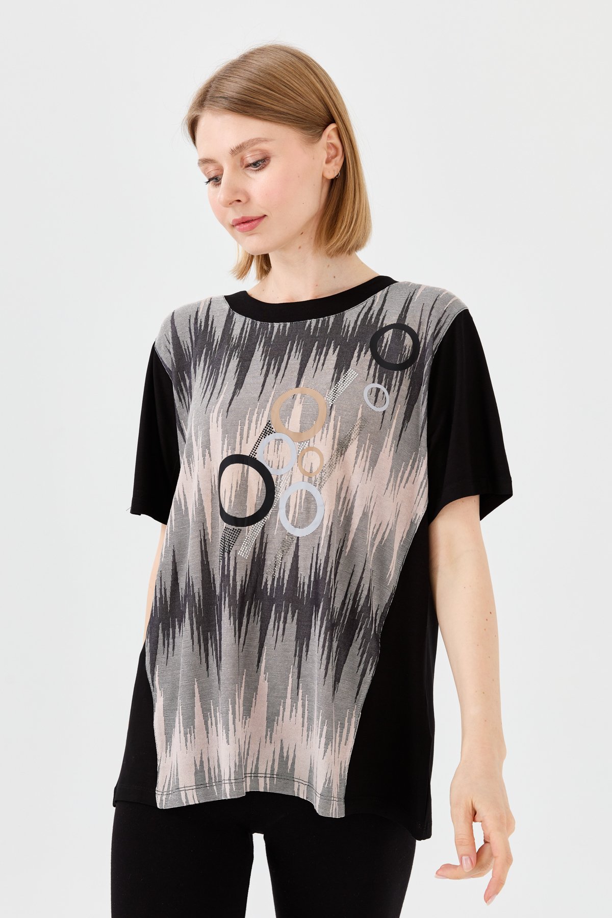 23758Kadın Sıfır Yaka Halka Desenli Penye T-shirt Siyah