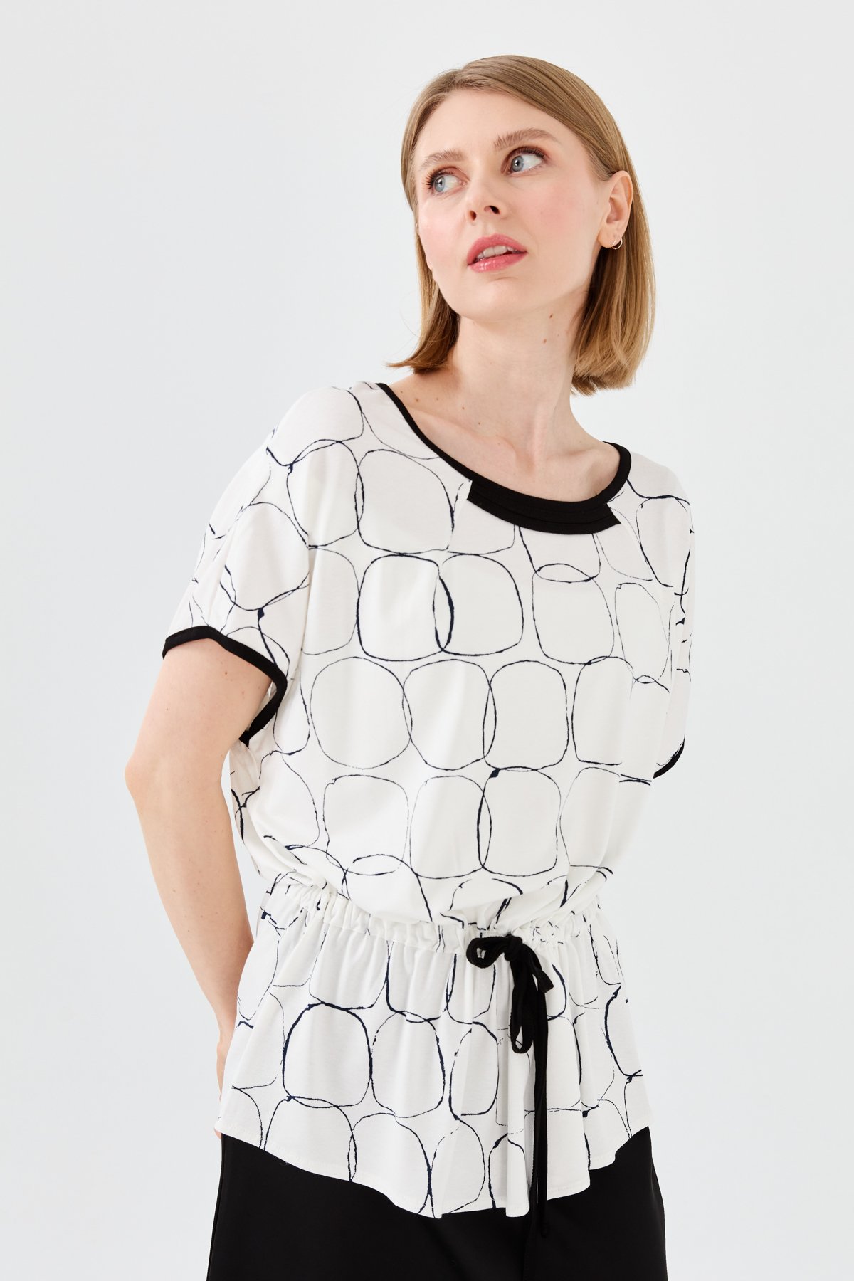 23719Kadın Sıfır Yaka İki Renk Penye T-shirt Ekru/Siyah