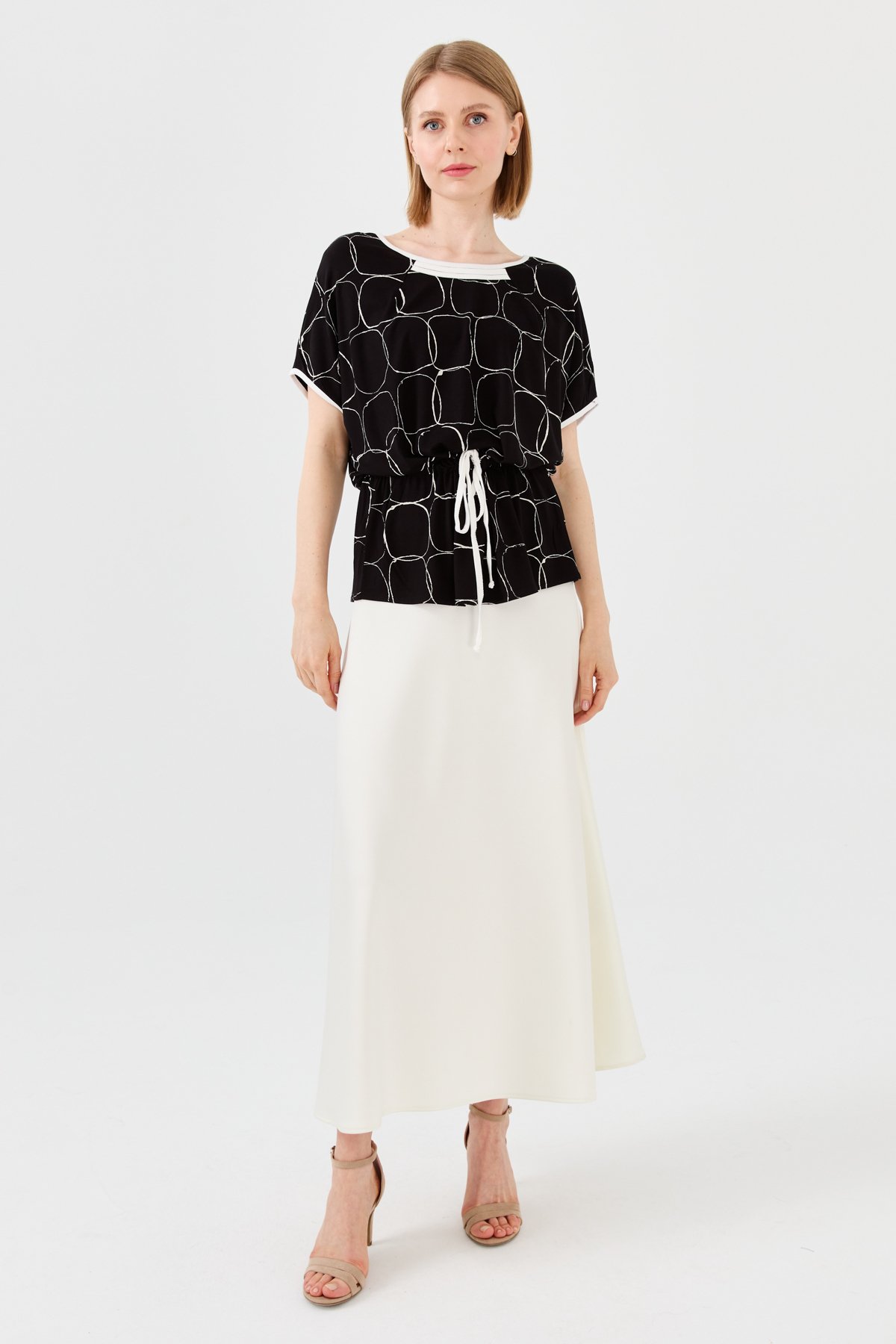 23719Kadın Sıfır Yaka İki Renk Penye T-shirt Siyah/Ekru