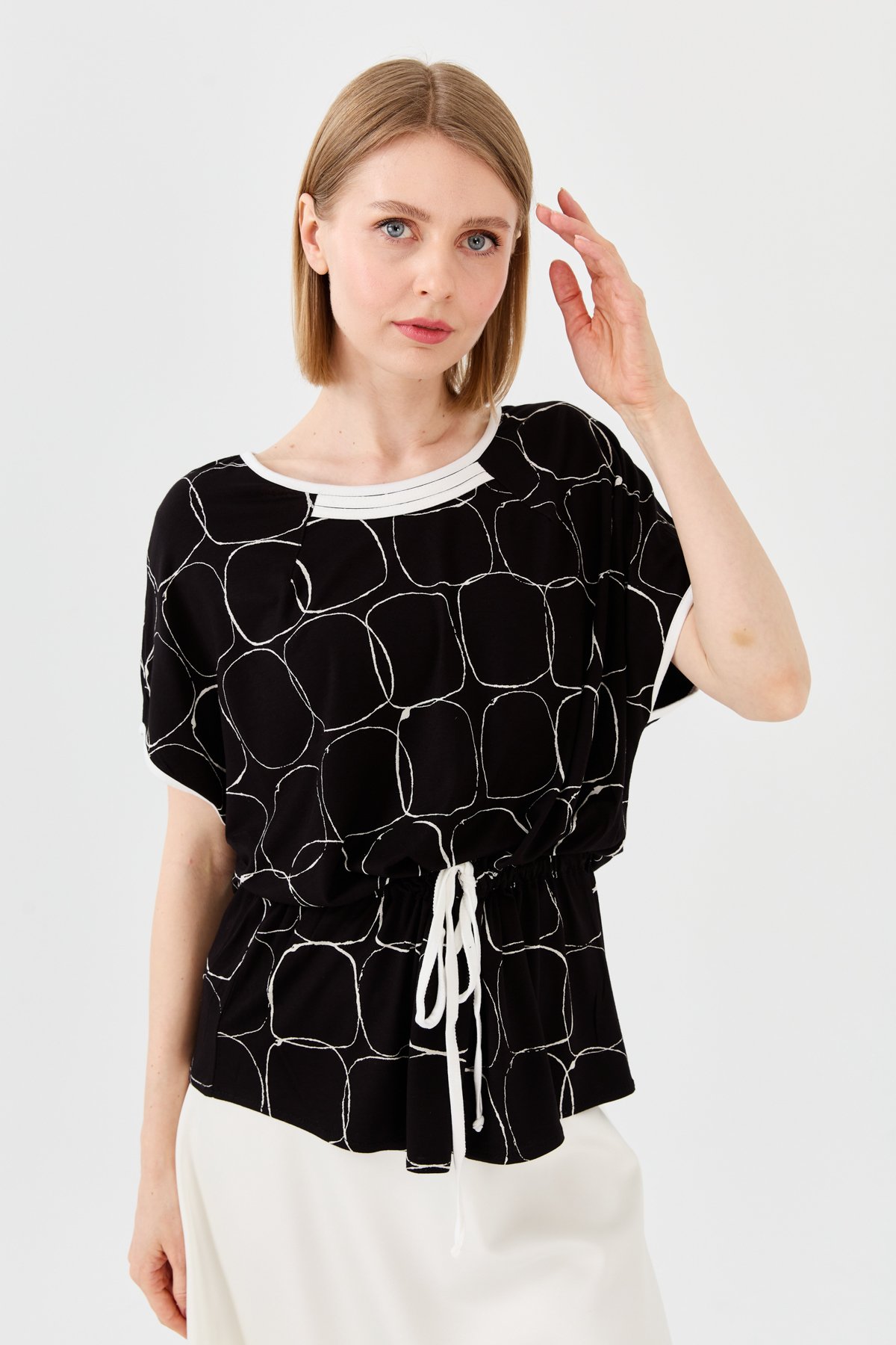 23719Kadın Sıfır Yaka İki Renk Penye T-shirt Siyah/Ekru