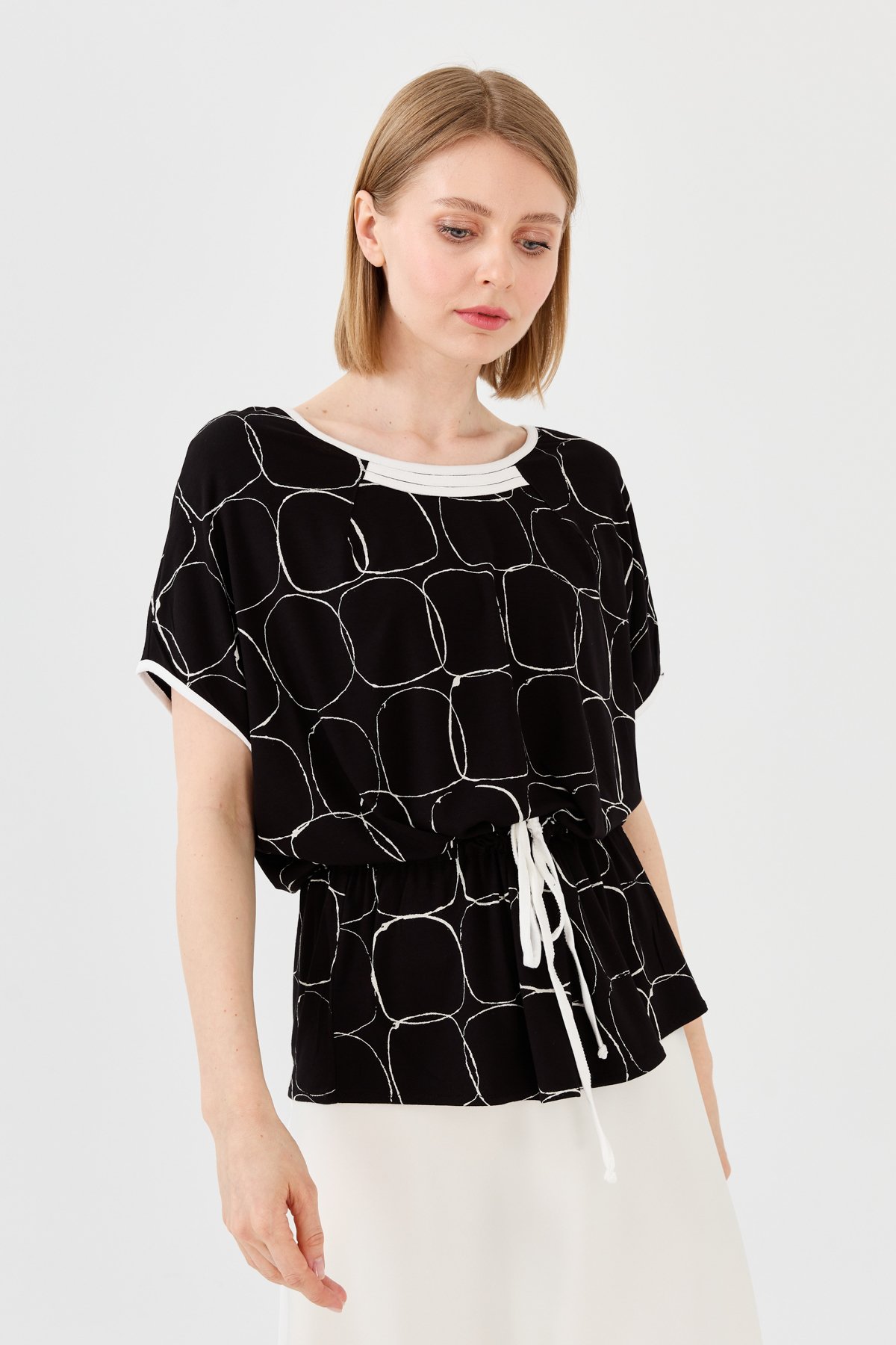 23719Kadın Sıfır Yaka İki Renk Penye T-shirt Siyah/Ekru