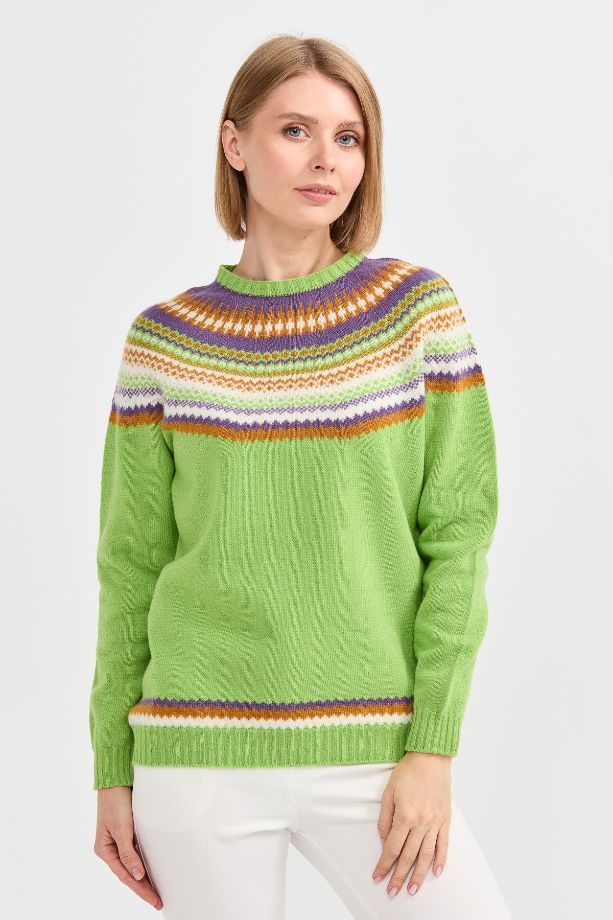 22086Kadın Sıfır Yaka Jakarlı Yün Kazak A.E.Yeşili