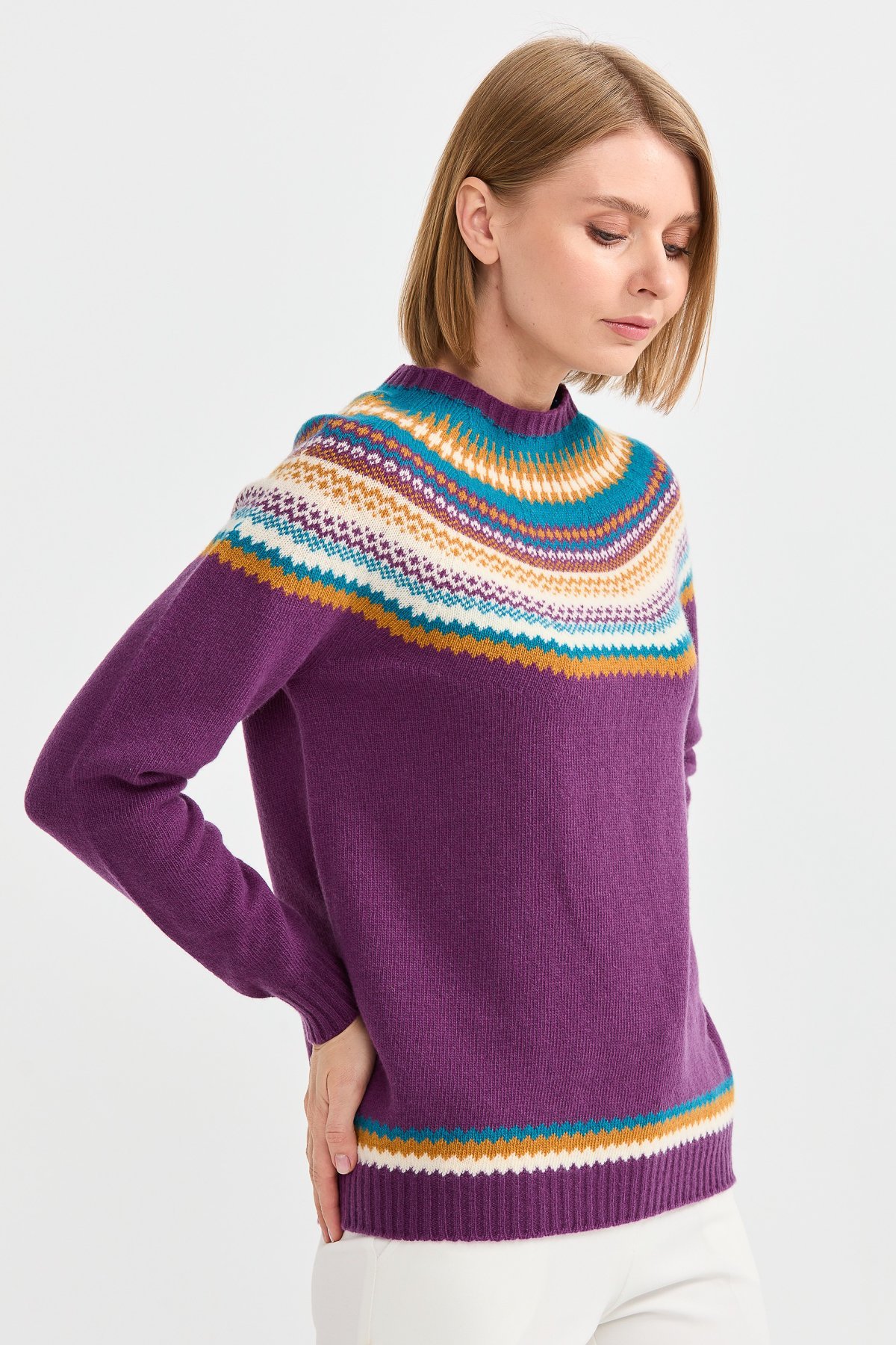 22086Kadın Sıfır Yaka Jakarlı Yün Kazak A.Mor