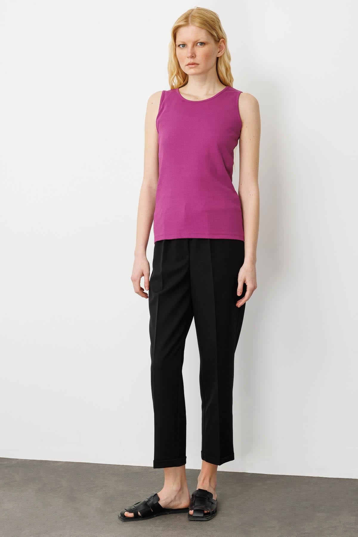 23772Kadın Sıfır Yaka Kaşkorse Pamuklu Askılı T-shirt Sıklamen