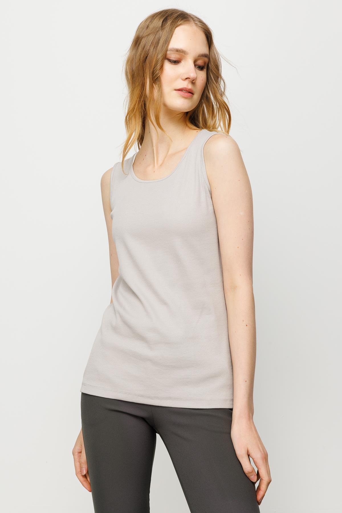 23772Kadın Sıfır Yaka Kaşkorse Pamuklu Askılı T-shirt Taş