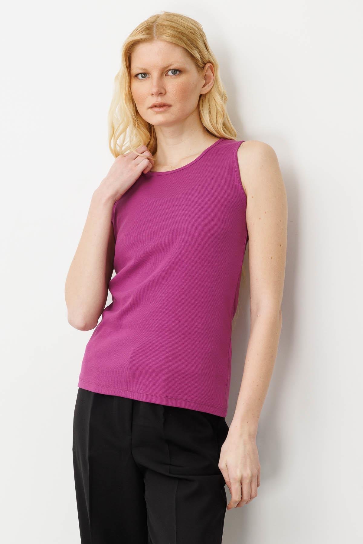 23772Kadın Sıfır Yaka Kaşkorse Pamuklu Askılı T-shirt Sıklamen