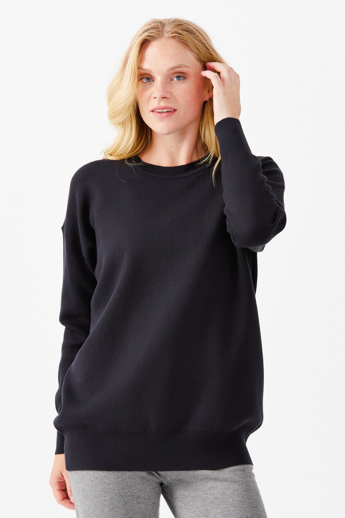 22316Женская блузка с круглым вырезом синяя