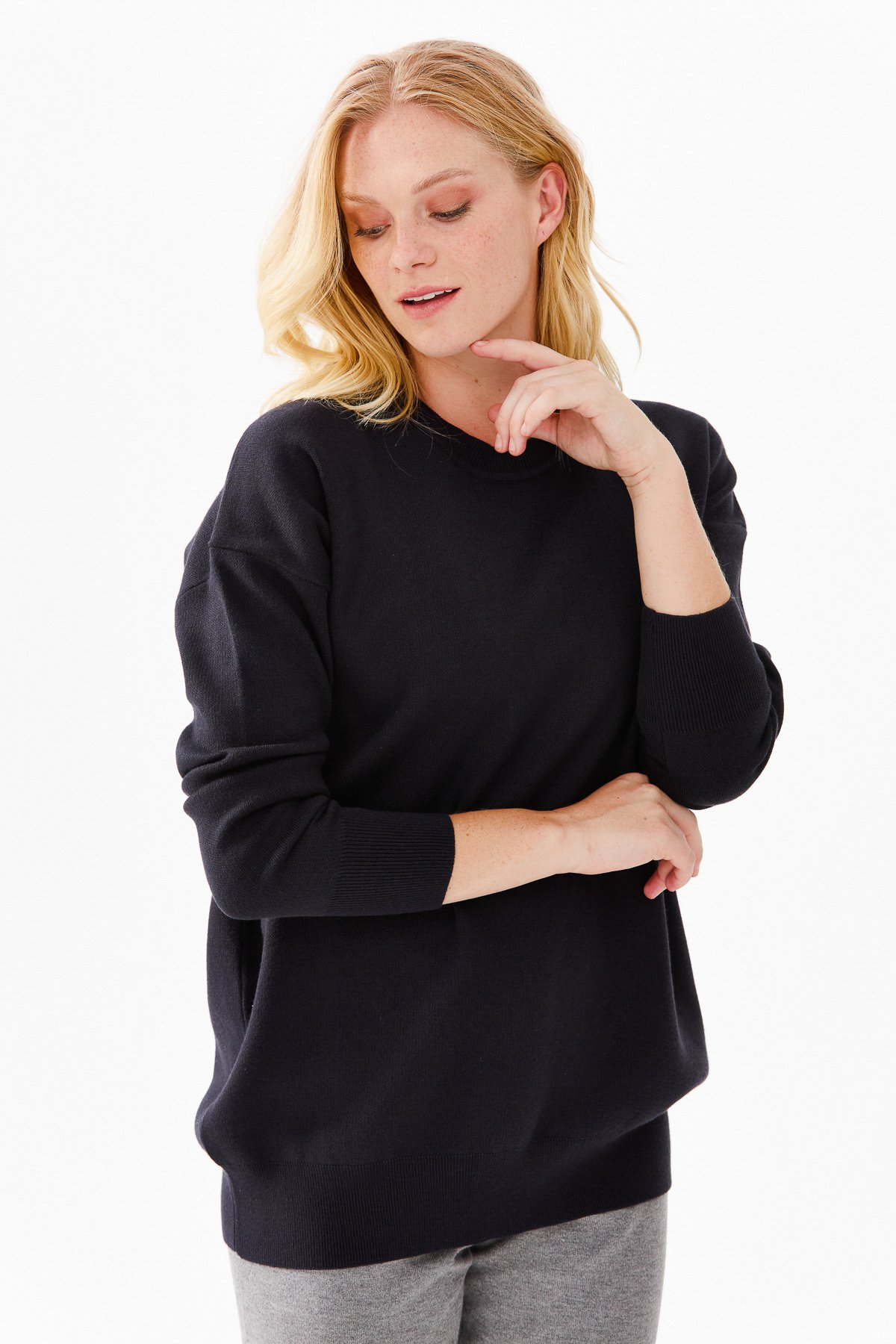 22316Женская блузка с круглым вырезом синяя