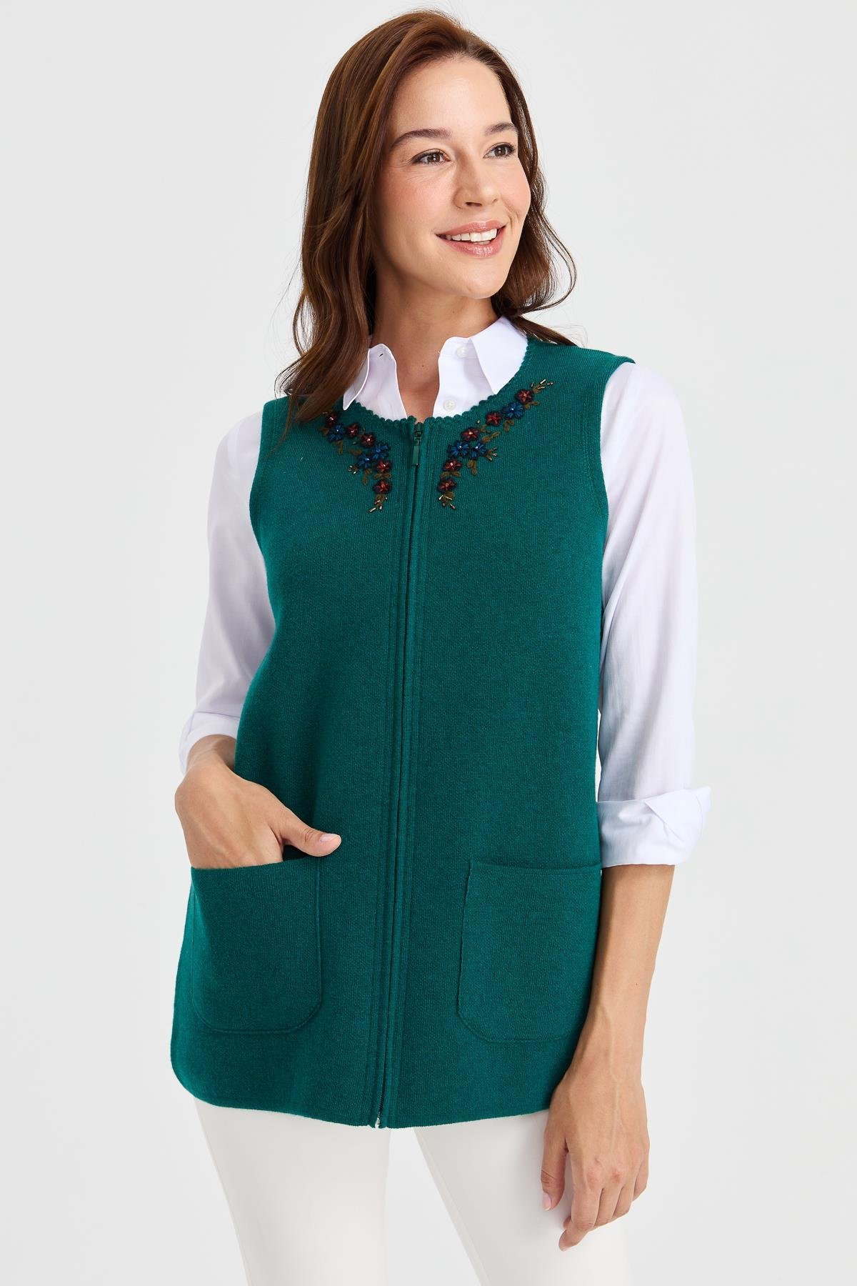 23000Kadın Sıfır Yaka Kenarı Dantel İşlemeli Yün Yelek K.Ö.başı