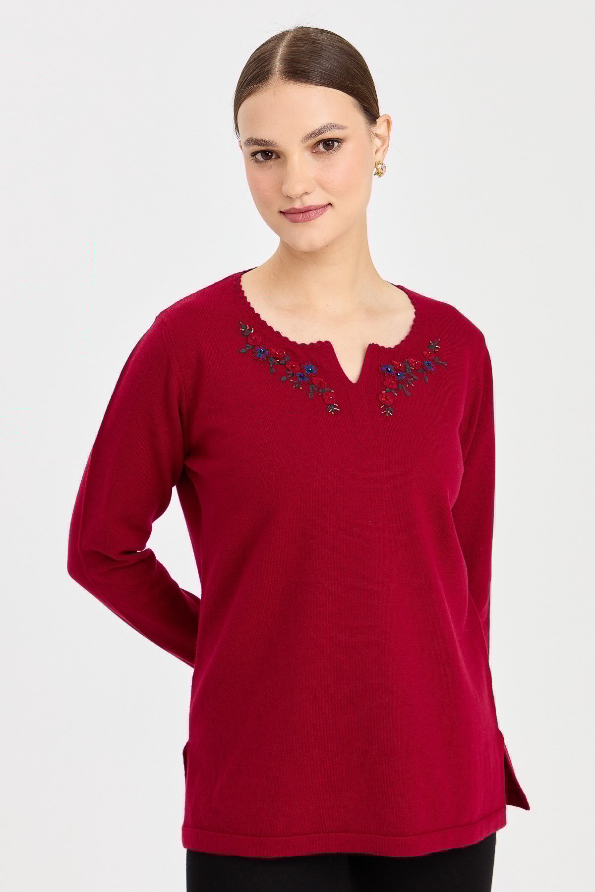 23005Kadın Sıfır Yaka Kenarı Dantel İşlemeli Yün Kazak V.Çürüğü