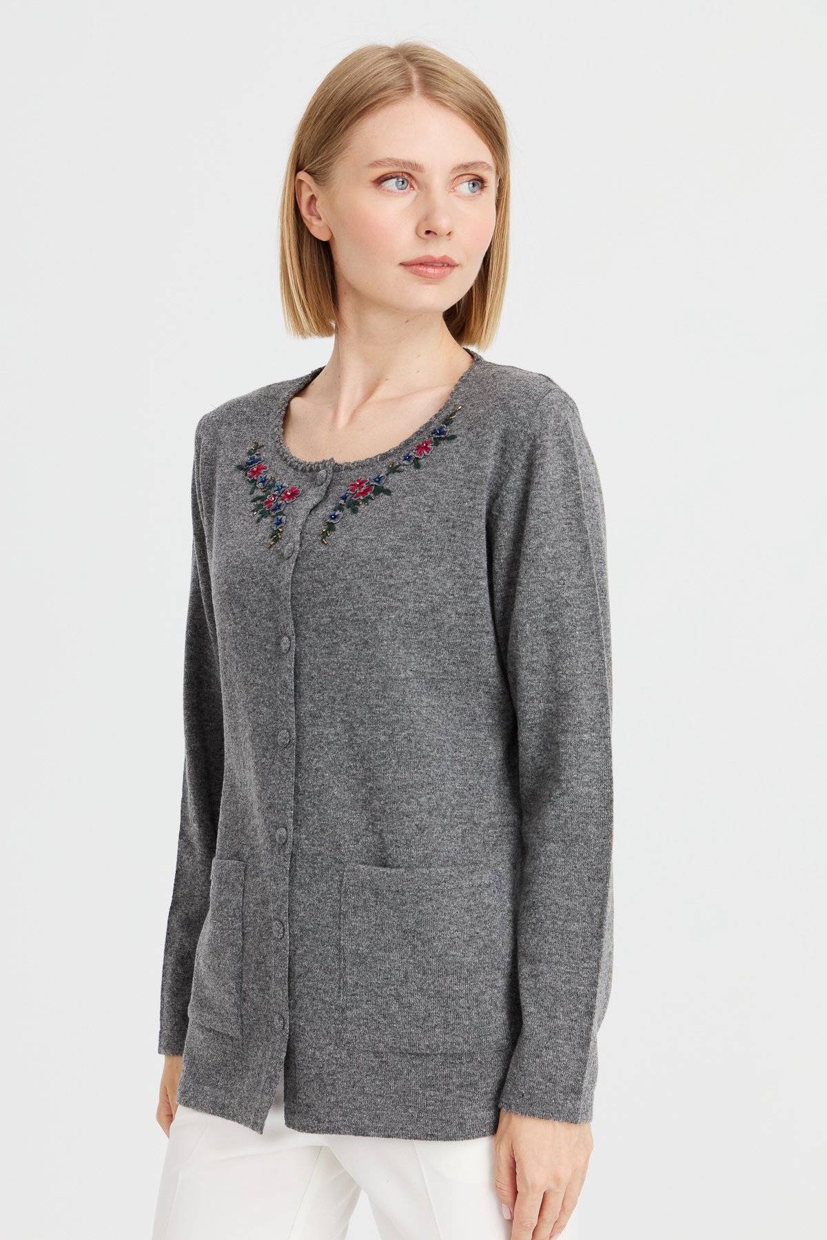 23003Kadın Sıfır Yaka Kenarı Dantel İşlemeli Yün Ceket Füme