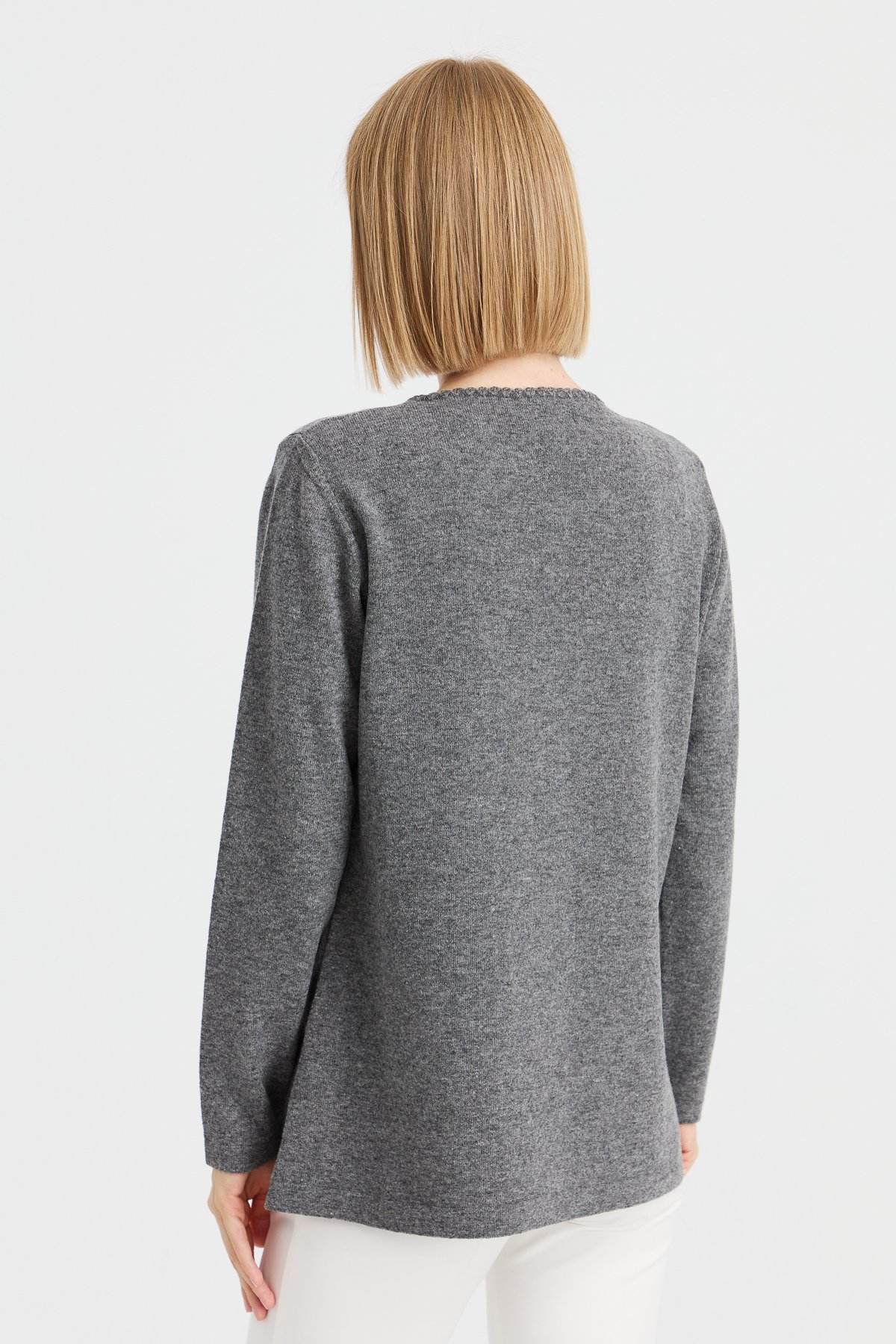 23003Kadın Sıfır Yaka Kenarı Dantel İşlemeli Yün Ceket Füme