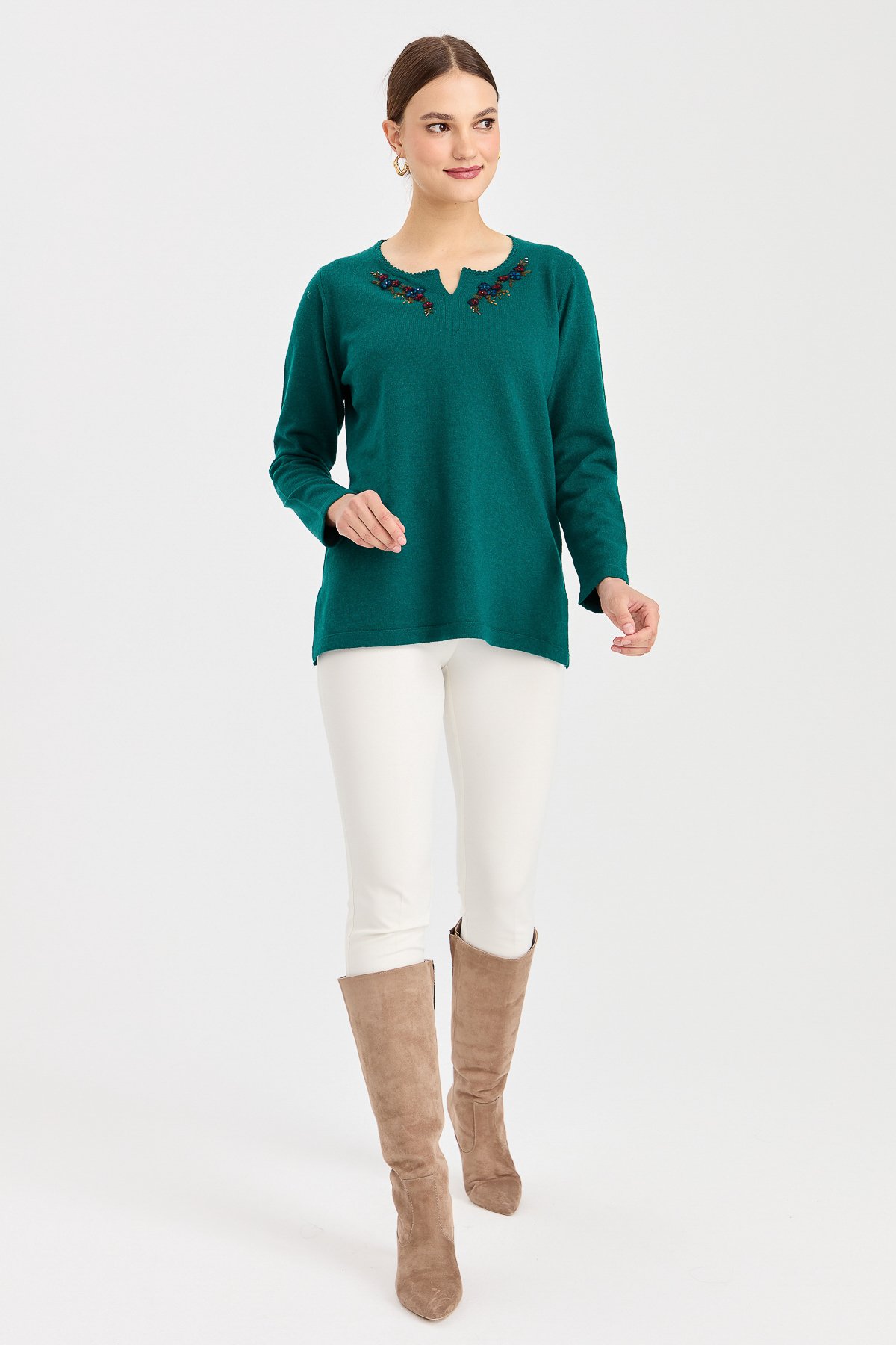 23005Kadın Sıfır Yaka Kenarı Dantel İşlemeli Yün Kazak K.Ö.başı