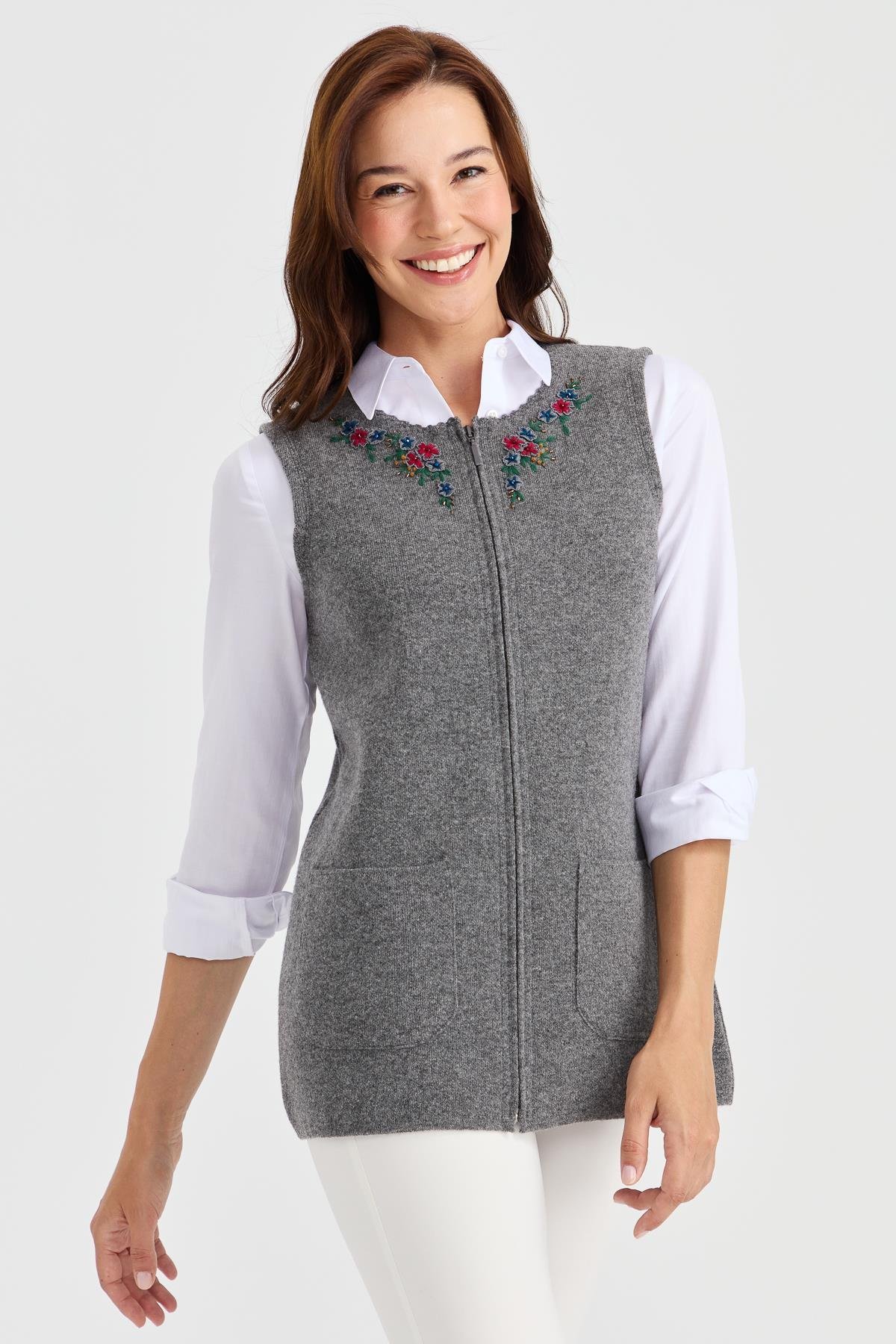 23000Kadın Sıfır Yaka Kenarı Dantel İşlemeli Yün Yelek Füme