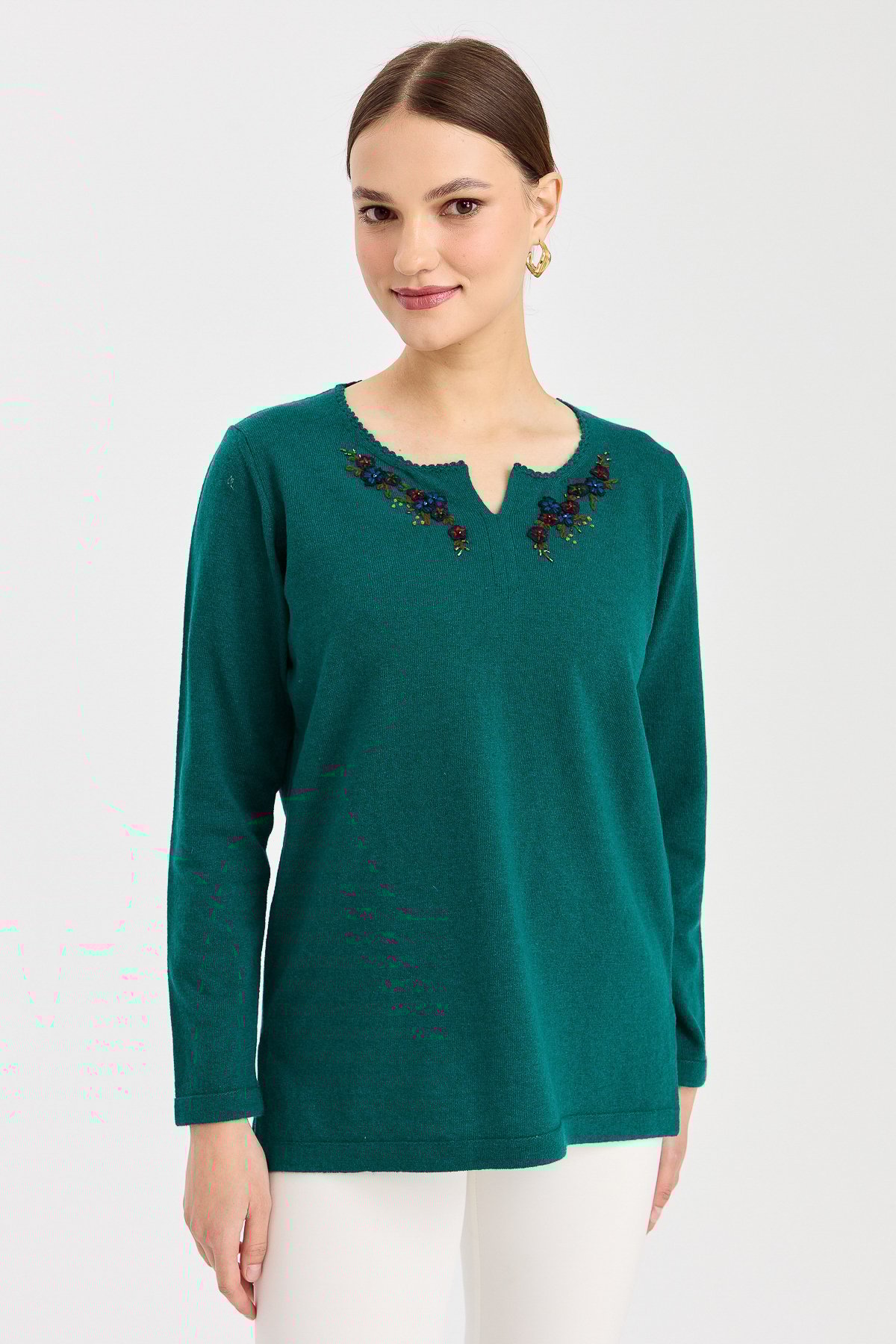 23005Kadın Sıfır Yaka Kenarı Dantel İşlemeli Yün Kazak K.Ö.başı