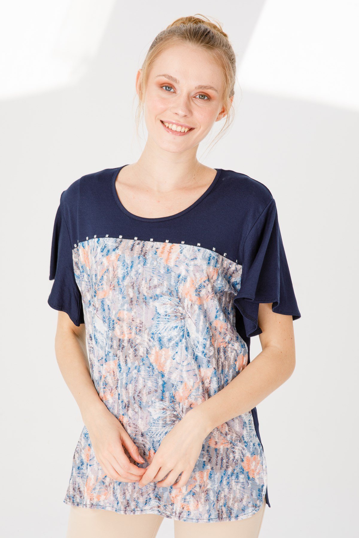 KADIN SIFIR YAKA KISA KOL DESENLİ PENYE BLUZ LACİVERT