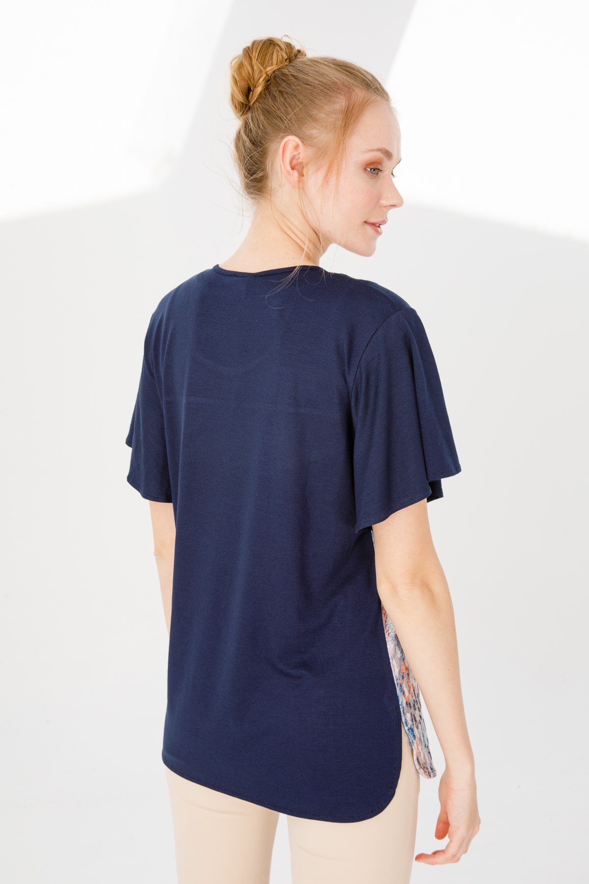 KADIN SIFIR YAKA KISA KOL DESENLİ PENYE BLUZ LACİVERT