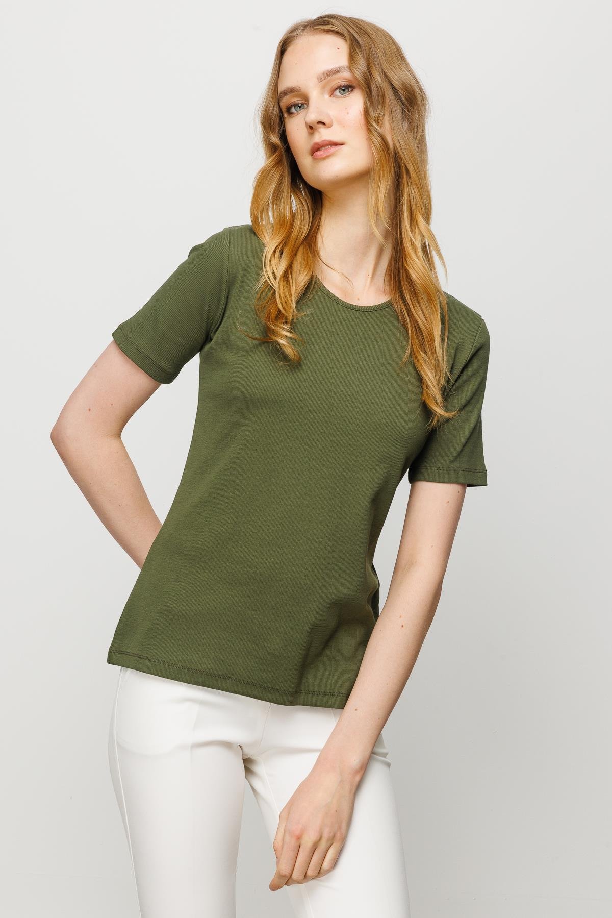 23755Kadın Sıfır Yaka Kısa Kol Pamuk Kaşkorse T-shirt Haki