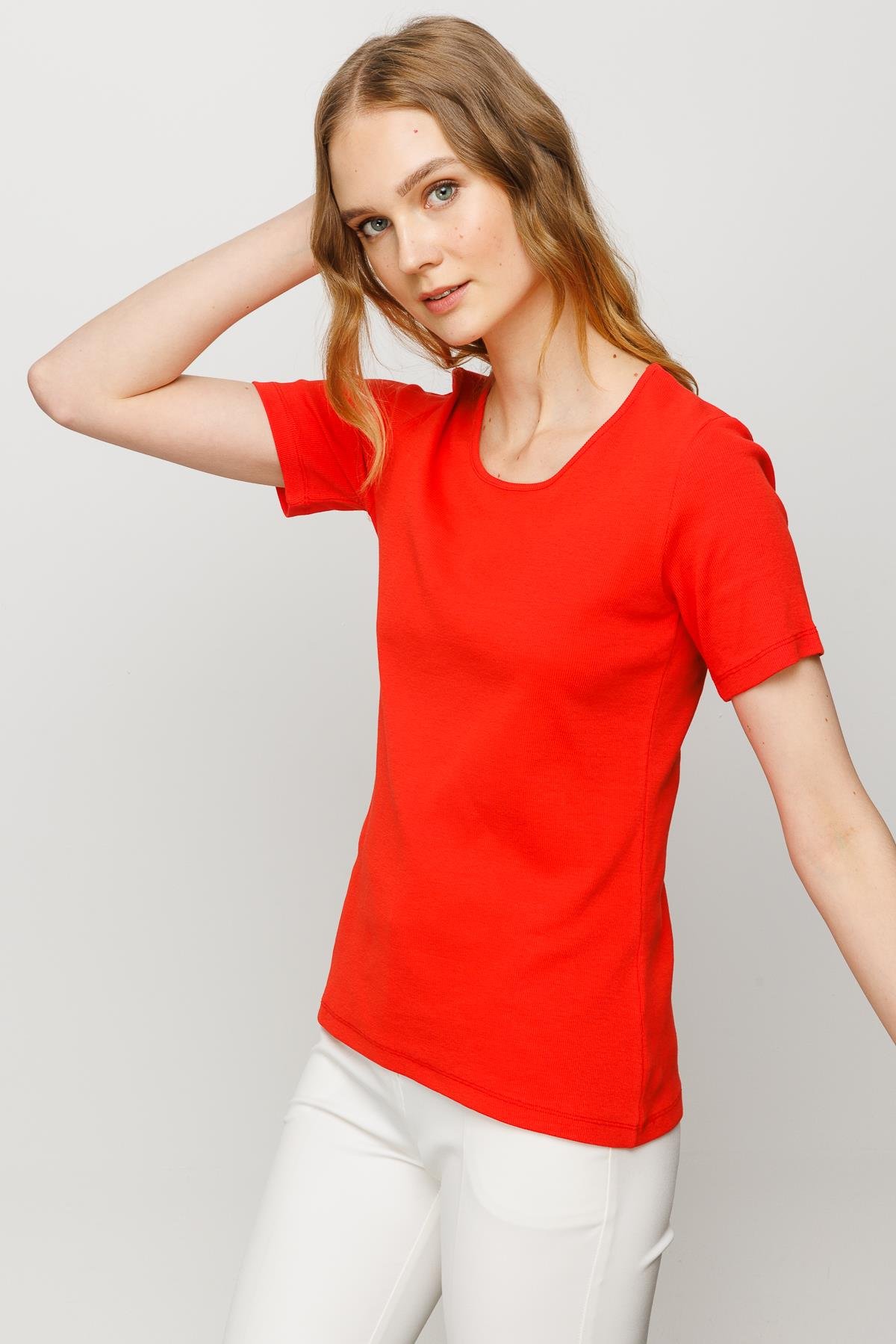 23755Kadın Sıfır Yaka Kısa Kol Pamuk Kaşkorse T-shirt Oranj