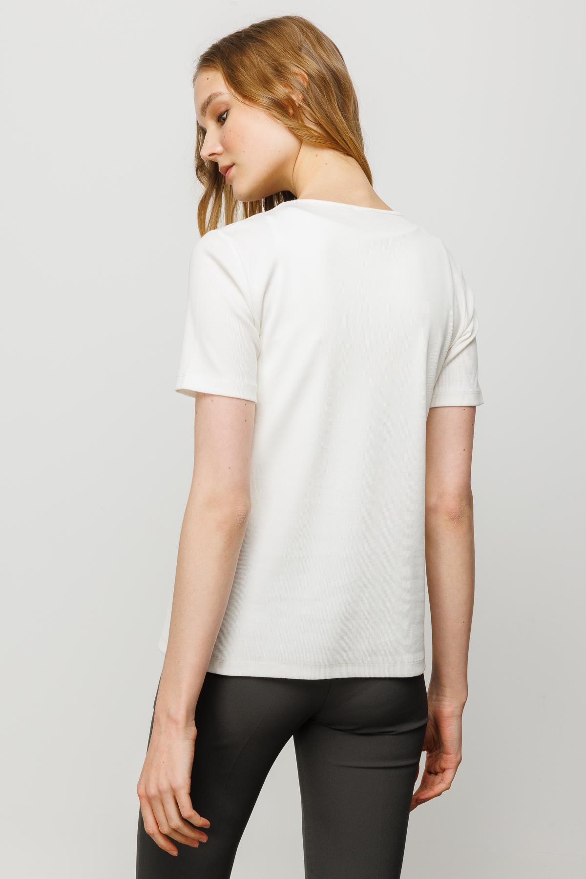 23755Kadın Sıfır Yaka Kısa Kol Pamuk Kaşkorse T-shirt Beyaz
