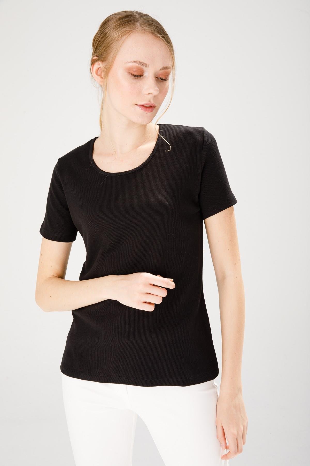 23755Kadın Sıfır Yaka Kısa Kol Pamuk Kaşkorse T-shirt Siyah