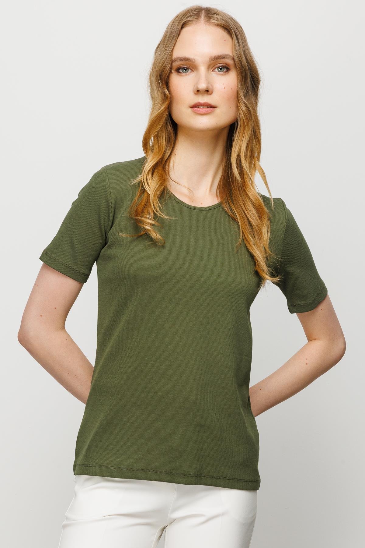 23755Kadın Sıfır Yaka Kısa Kol Pamuk Kaşkorse T-shirt Haki