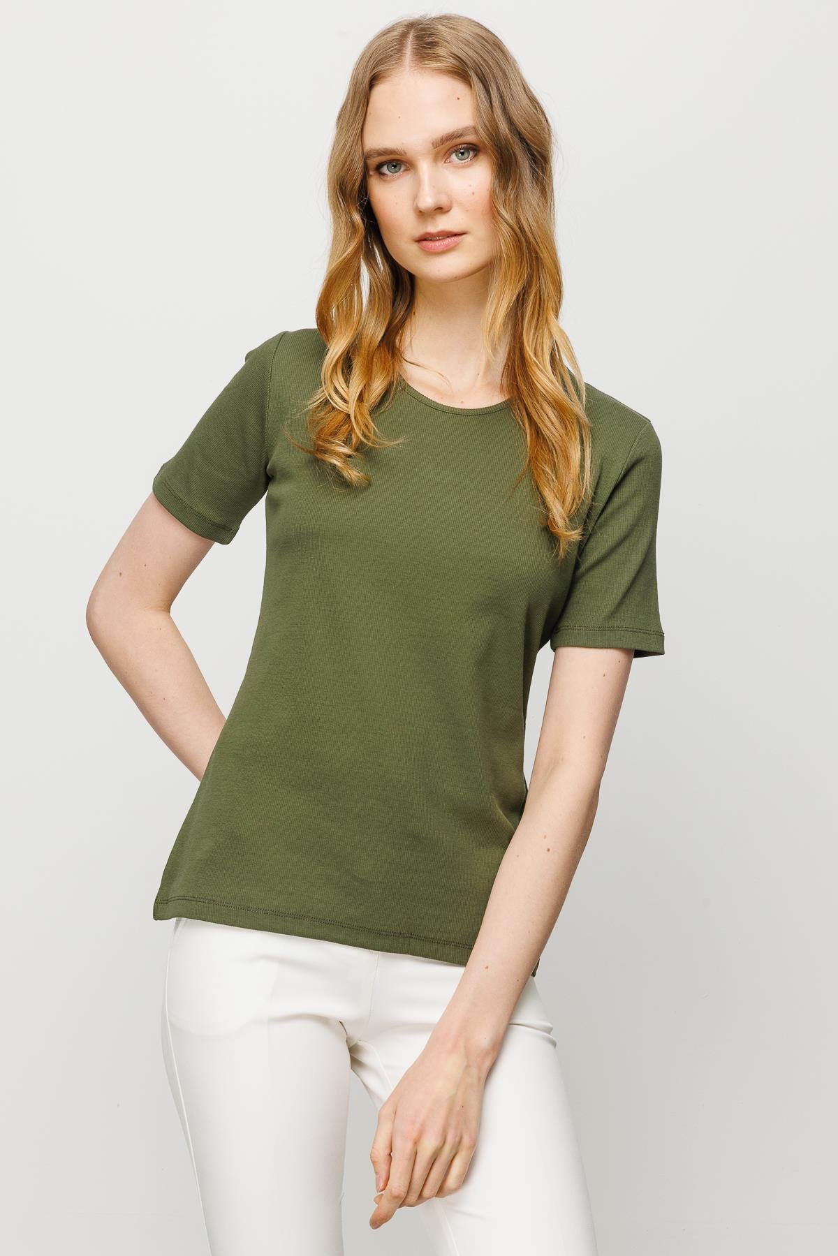 23755Kadın Sıfır Yaka Kısa Kol Pamuk Kaşkorse T-shirt Haki