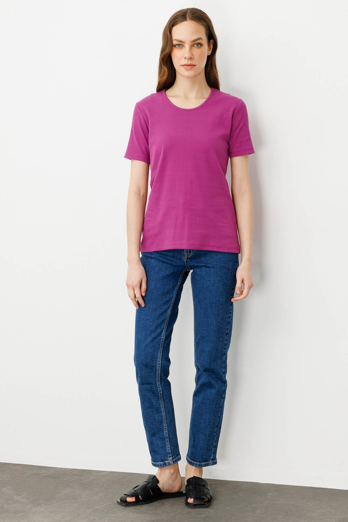 23755Kadın Sıfır Yaka Kısa Kol Pamuk Kaşkorse T-shirt Sıklamen