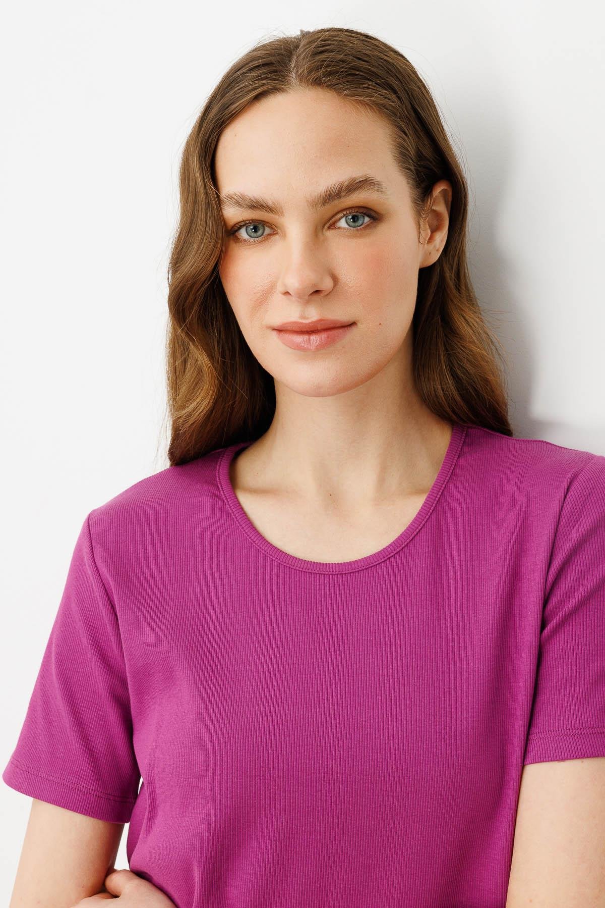 23755Kadın Sıfır Yaka Kısa Kol Pamuk Kaşkorse T-shirt Sıklamen