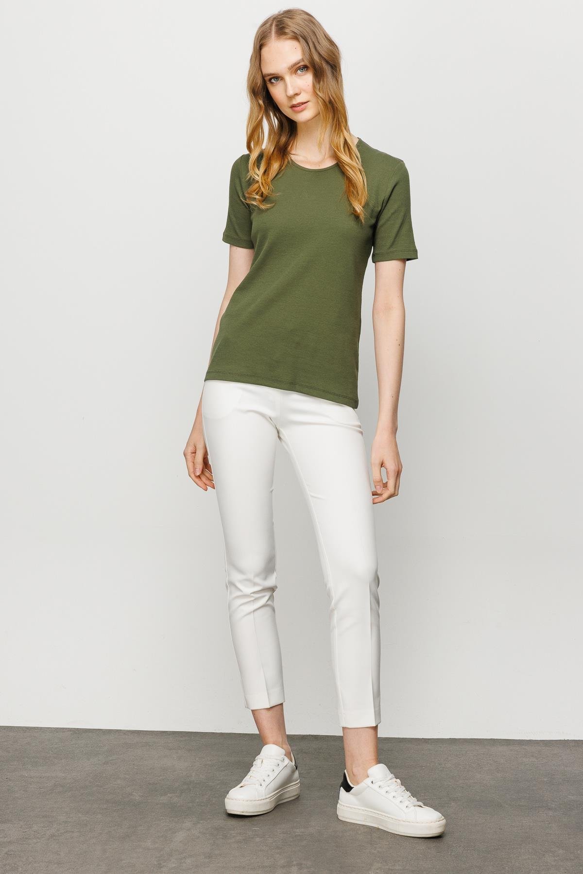 23755Kadın Sıfır Yaka Kısa Kol Pamuk Kaşkorse T-shirt Haki