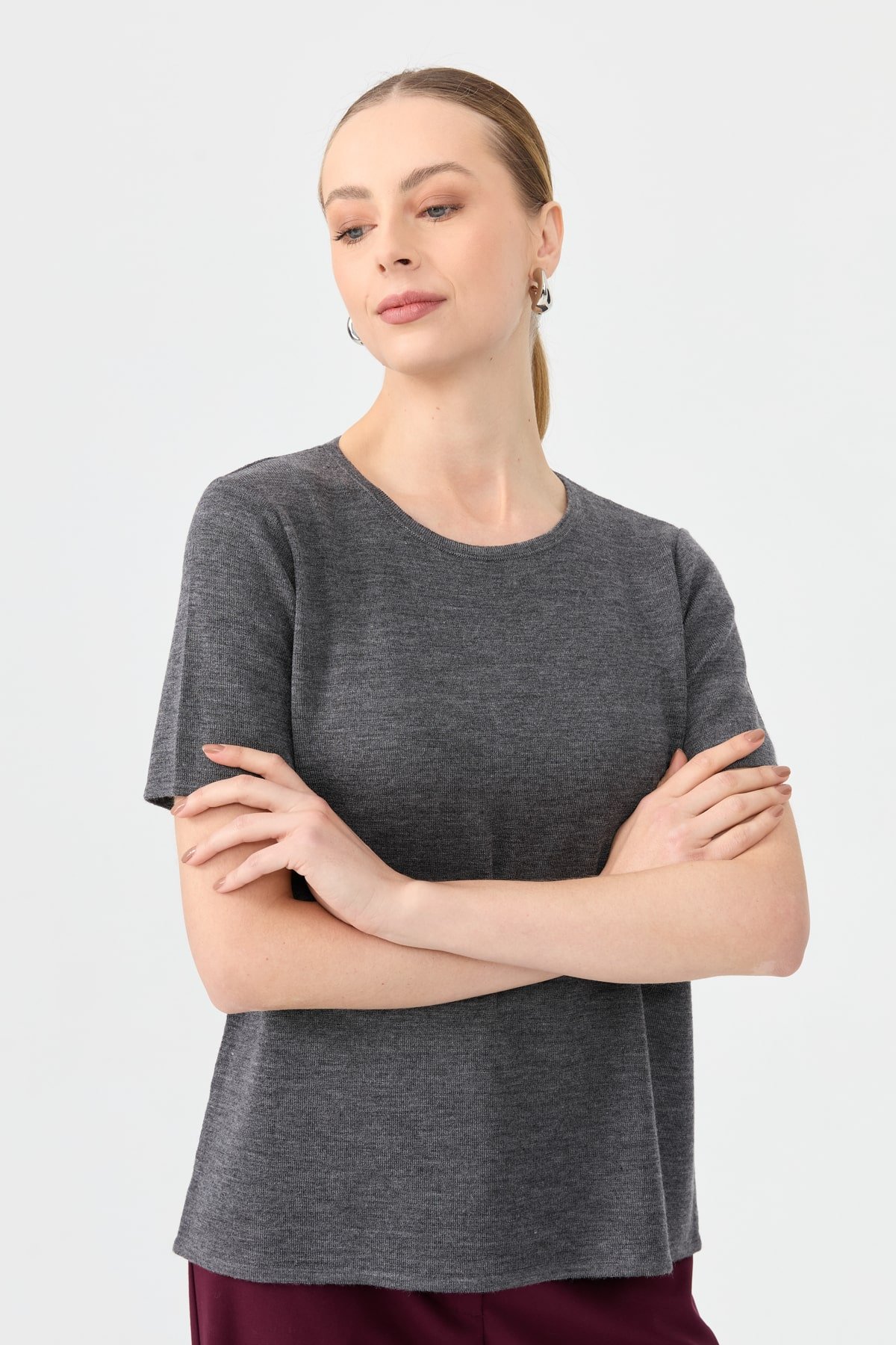24112Kadın Sıfır Yaka Kısa Kollu Basic Yün Bluz A.Füme