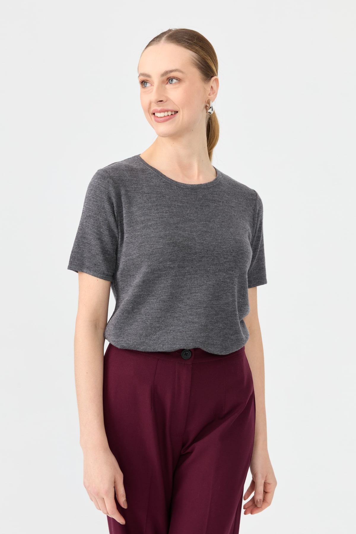 24112Kadın Sıfır Yaka Kısa Kollu Basic Yün Bluz A.Füme