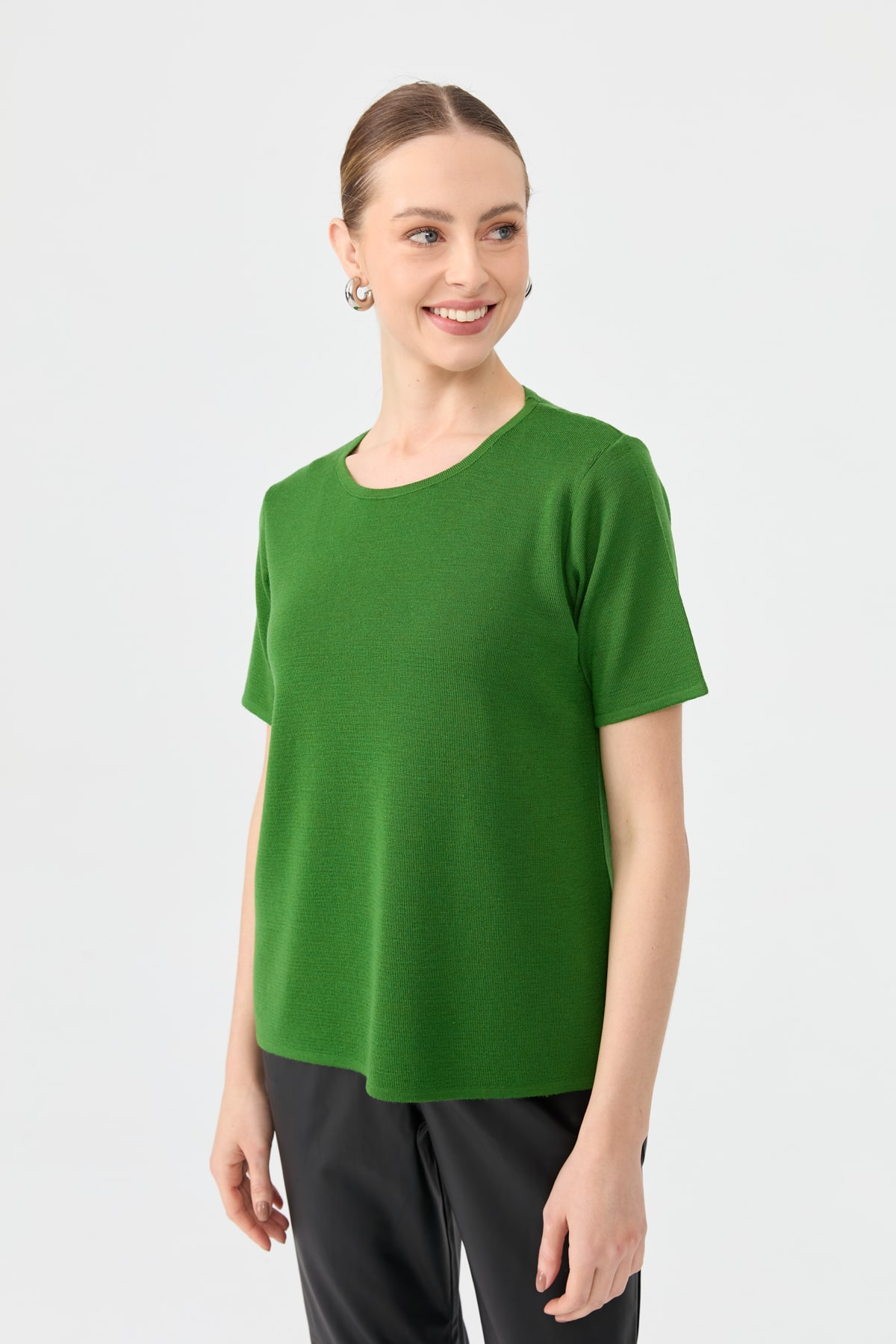 24112Kadın Sıfır Yaka Kısa Kollu Basic Yün Bluz K.Yosun