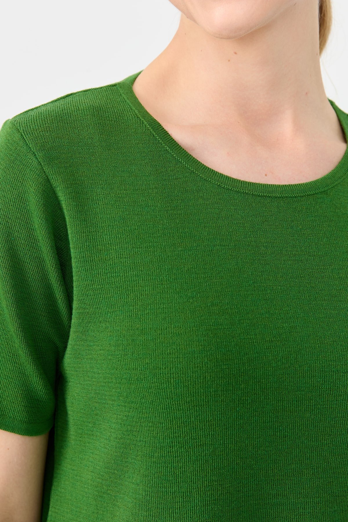 24112Kadın Sıfır Yaka Kısa Kollu Basic Yün Bluz K.Yosun