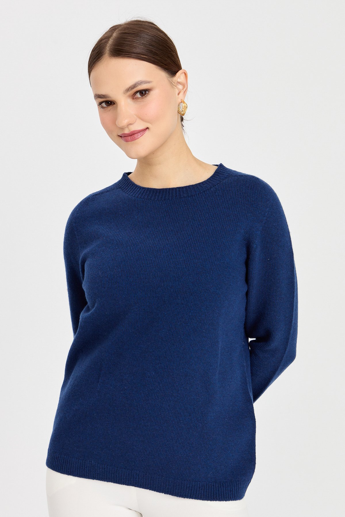 23163Kadın Sıfır Yaka Klasik Yün Kazak İndigo