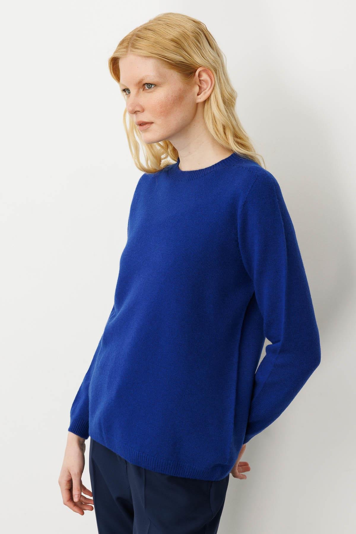 23163Kadın Sıfır Yaka Klasik Yün Kazak K.S.Mavi